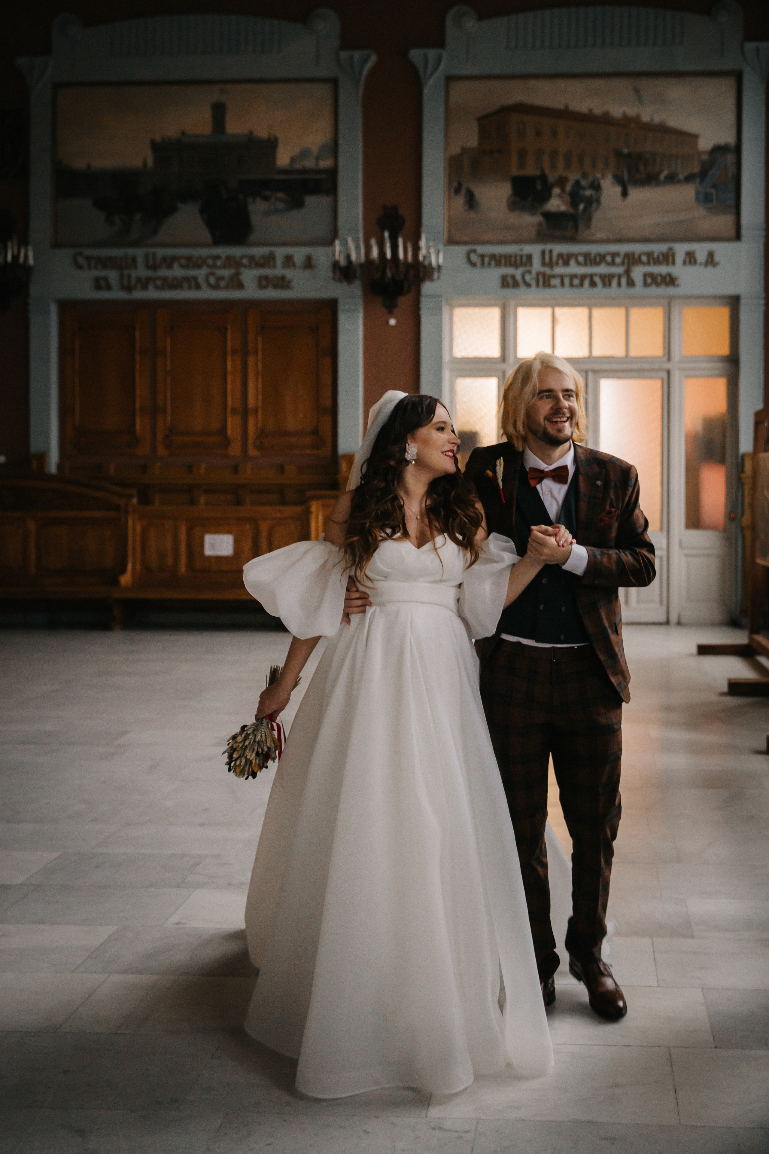 НОЯБРЬ| Дворец № 1, Новая Голландия, Витебский вокзал,. Свадебный фотограф в Санкт-Петербурге Полина Корзухина