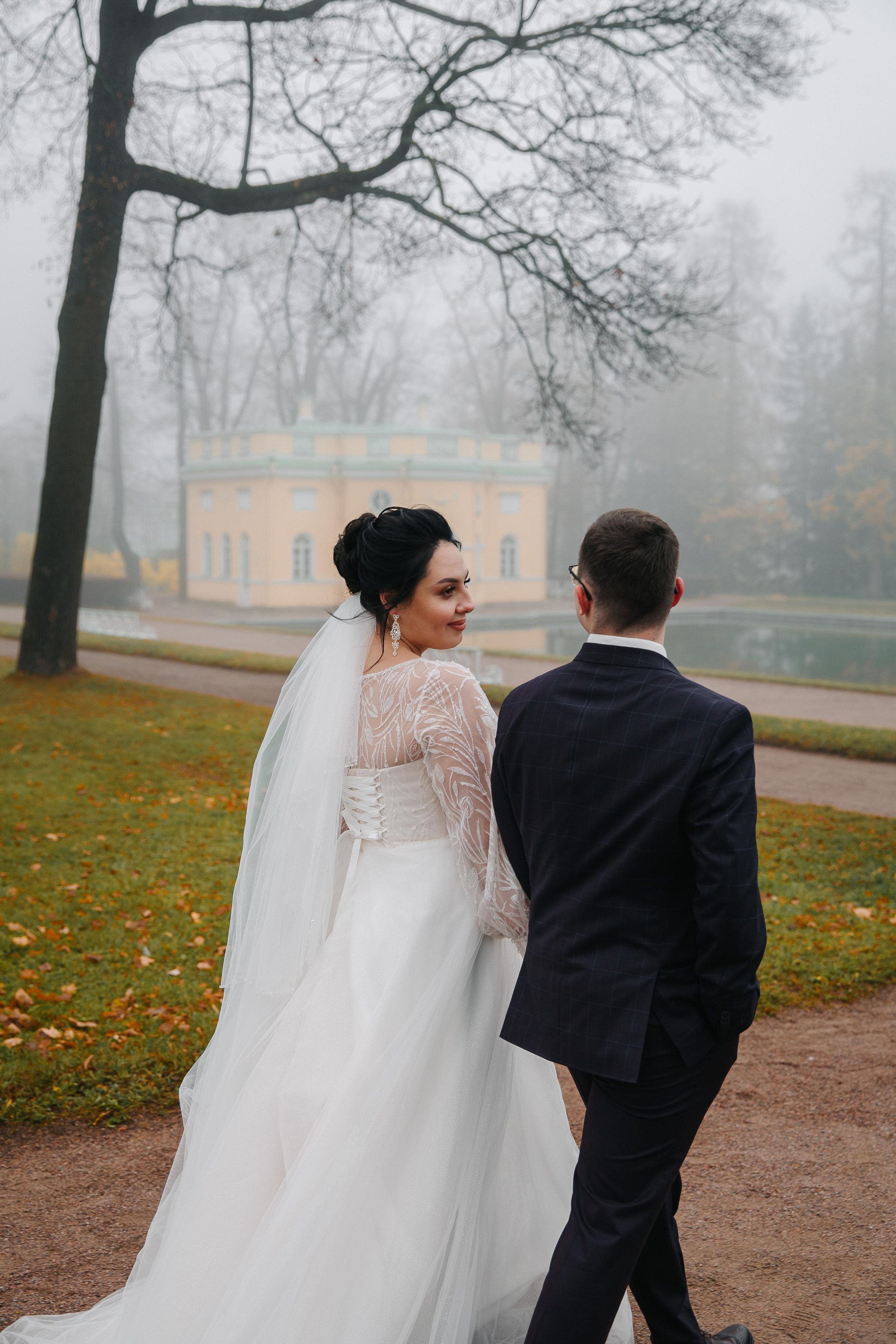 ДВОРЕЦ № 3 Пушкин| Октябрь, Екатерининский парк. Свадебный фотограф в Санкт-Петербурге Полина Корзухина