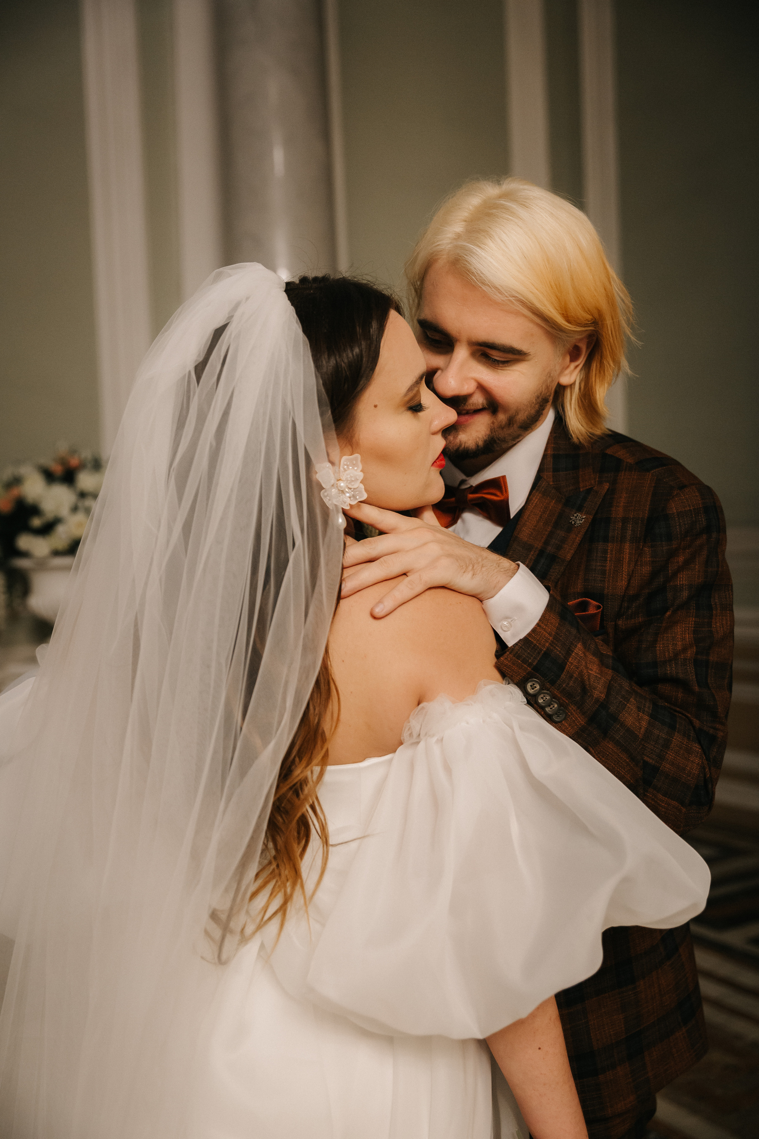 НОЯБРЬ| Дворец № 1, Новая Голландия, Витебский вокзал,. Свадебный фотограф в Санкт-Петербурге Полина Корзухина