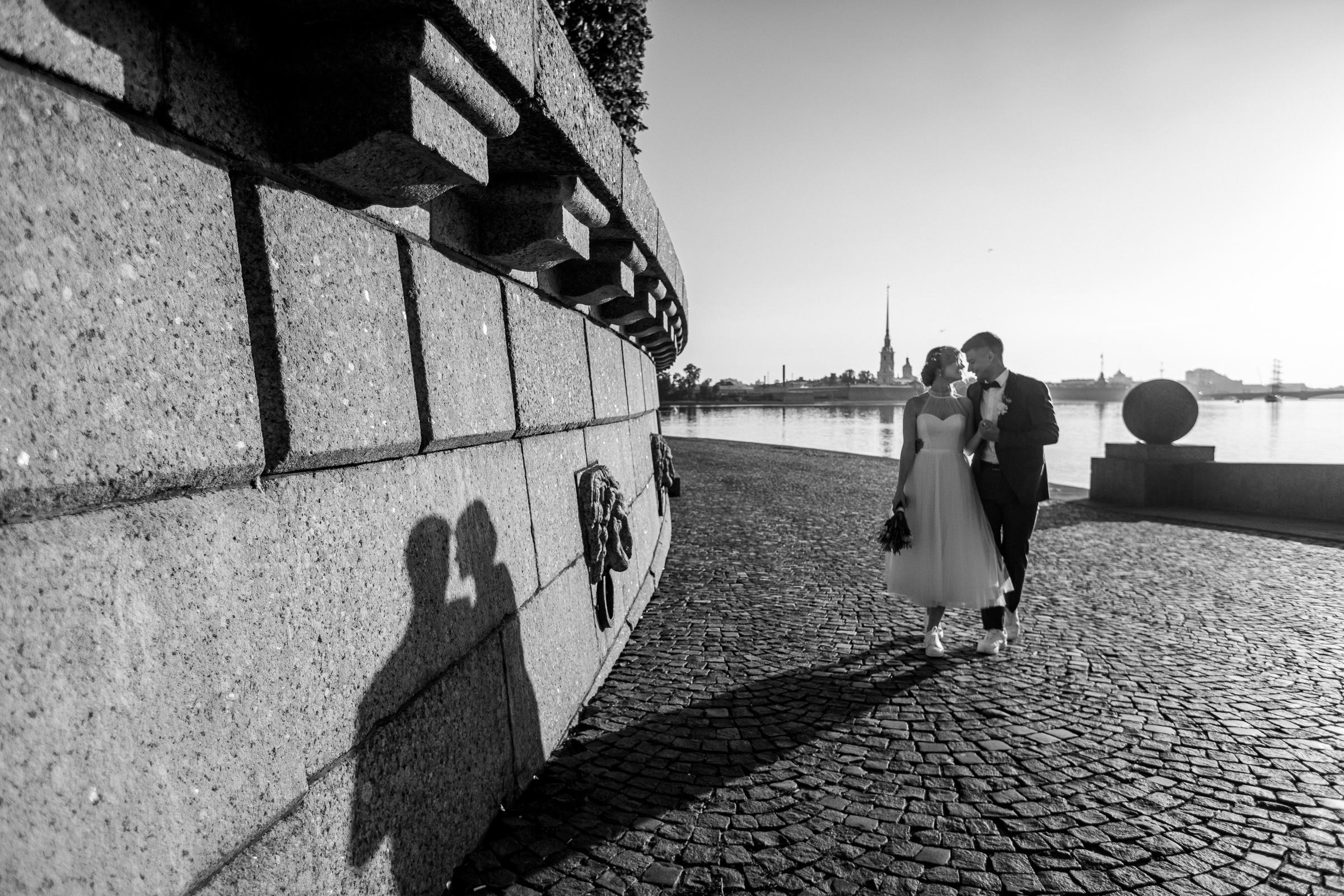 ИЮНЬ| Рассвет, Васильевский остров, Атланты, Исаакий. Свадебный фотограф в Санкт-Петербурге Полина Корзухина