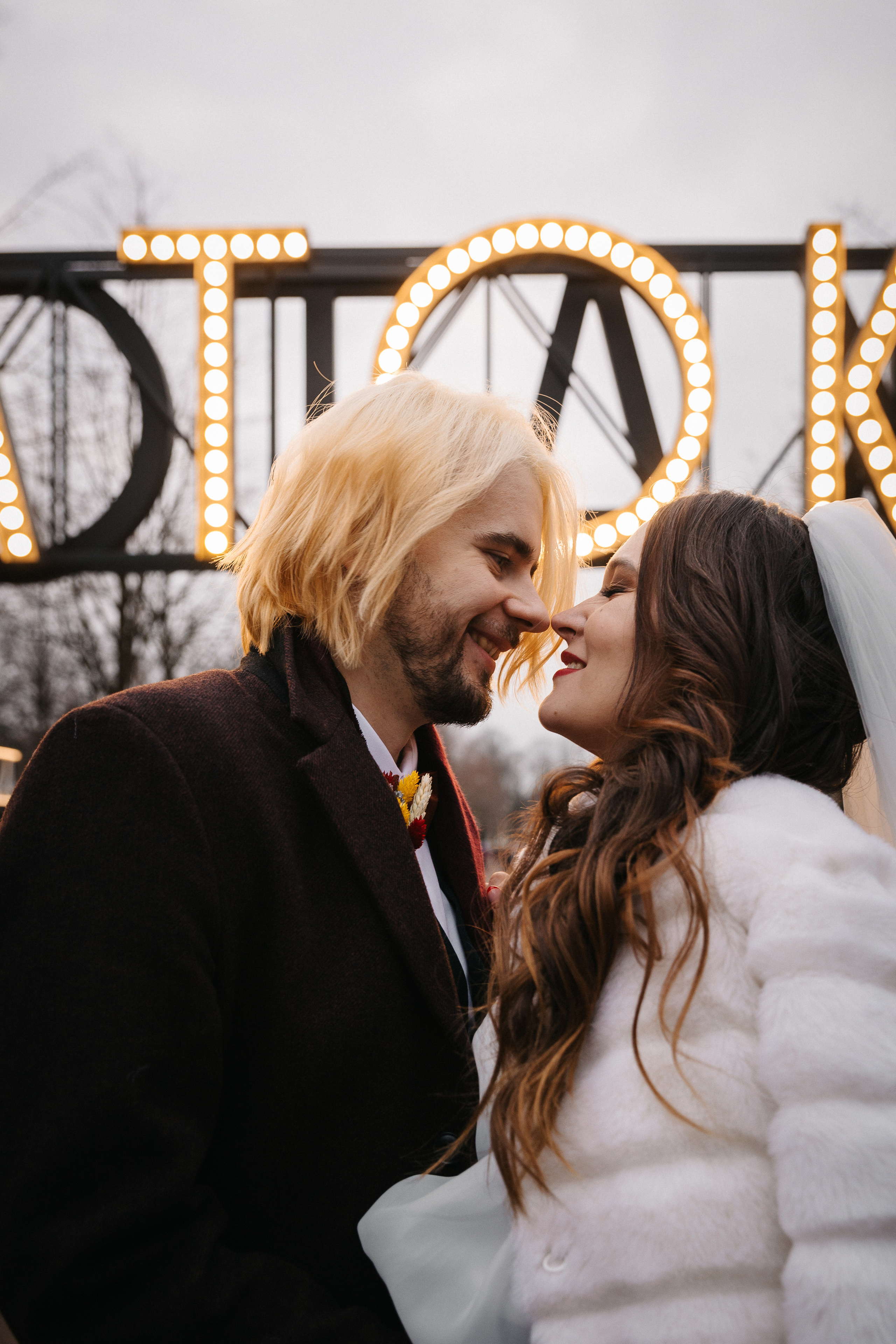 НОЯБРЬ| Дворец № 1, Новая Голландия, Витебский вокзал,. Свадебный фотограф в Санкт-Петербурге Полина Корзухина