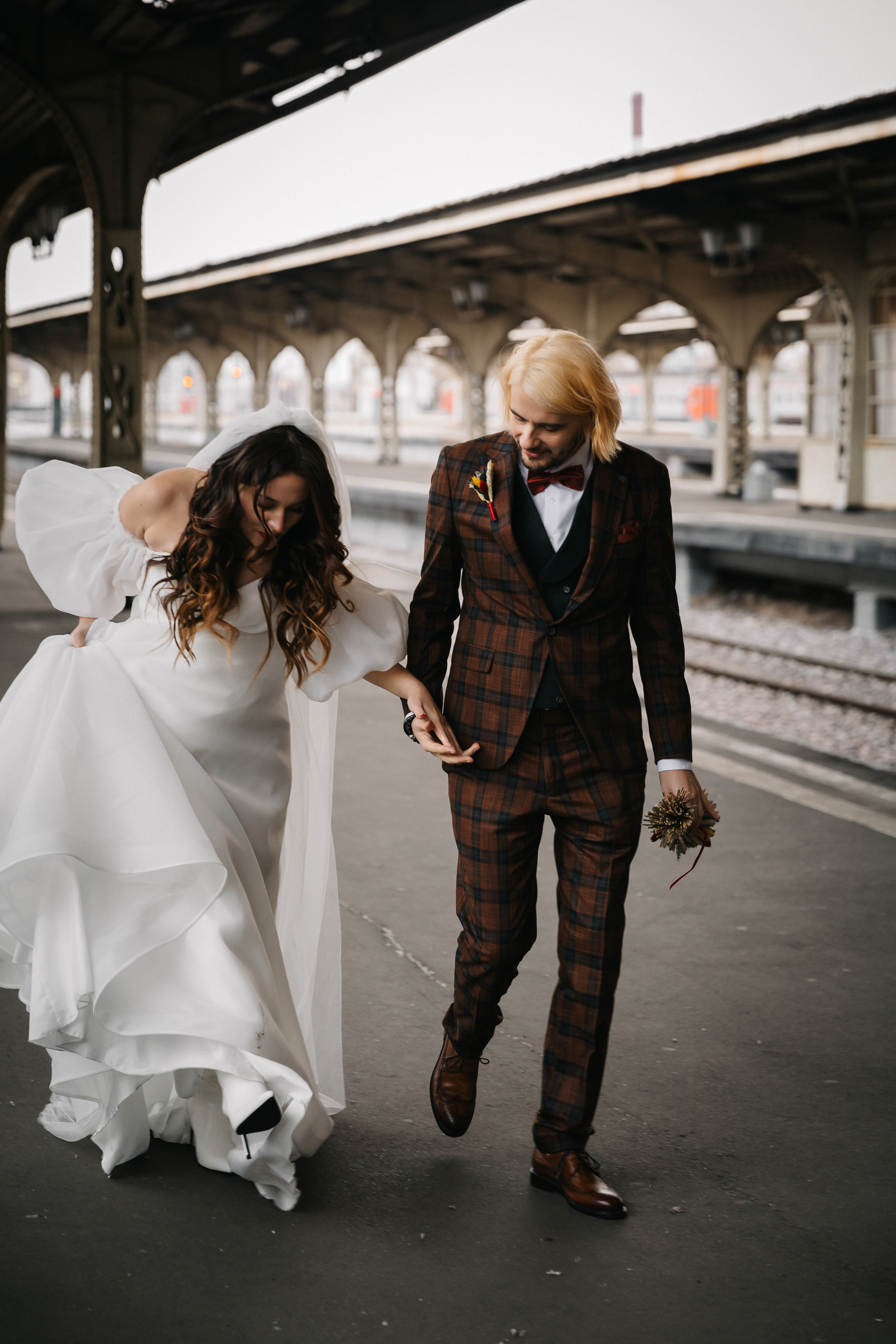 НОЯБРЬ| Дворец № 1, Новая Голландия, Витебский вокзал,. Свадебный фотограф в Санкт-Петербурге Полина Корзухина