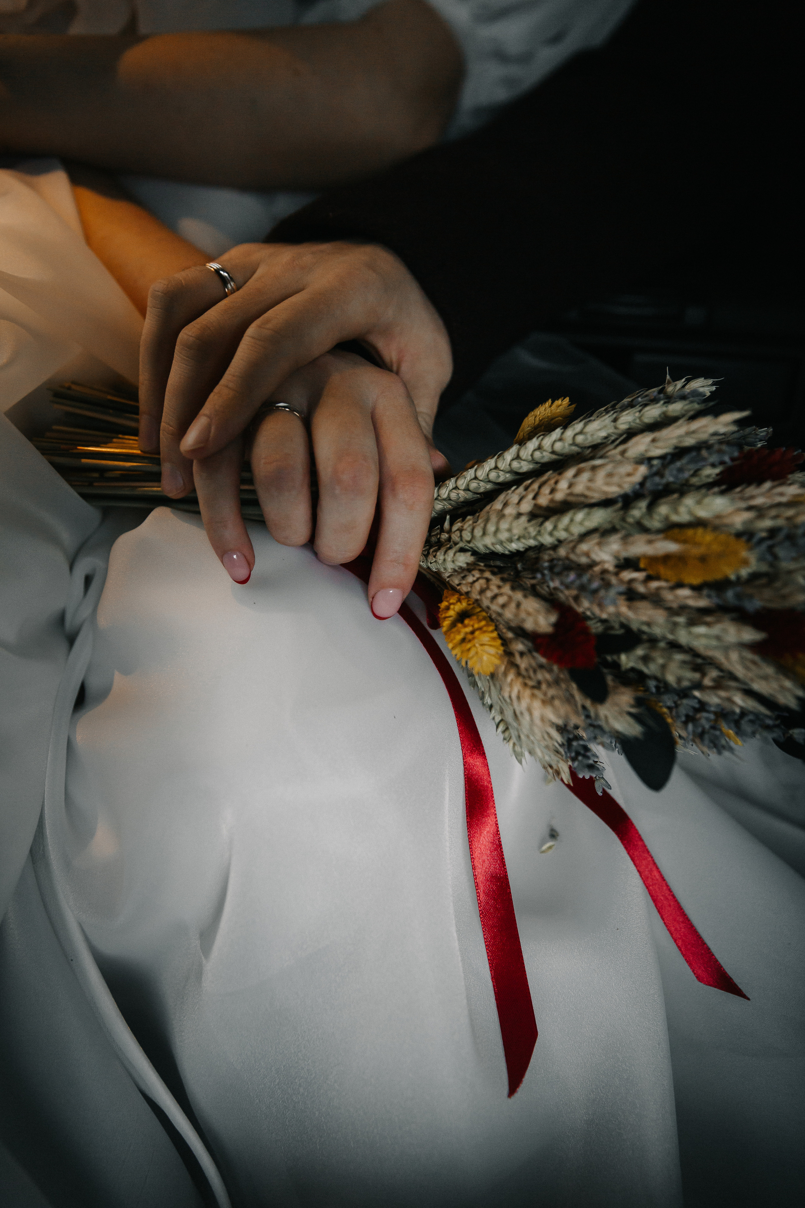 НОЯБРЬ| Дворец № 1, Новая Голландия, Витебский вокзал,. Свадебный фотограф в Санкт-Петербурге Полина Корзухина