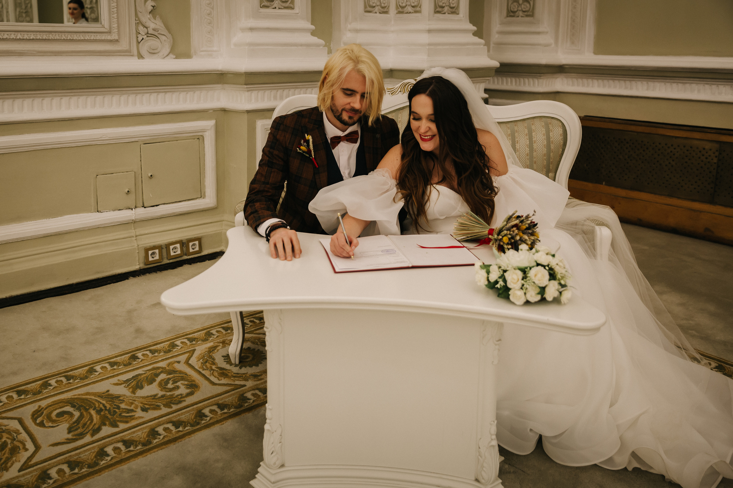 НОЯБРЬ| Дворец № 1, Новая Голландия, Витебский вокзал,. Свадебный фотограф в Санкт-Петербурге Полина Корзухина