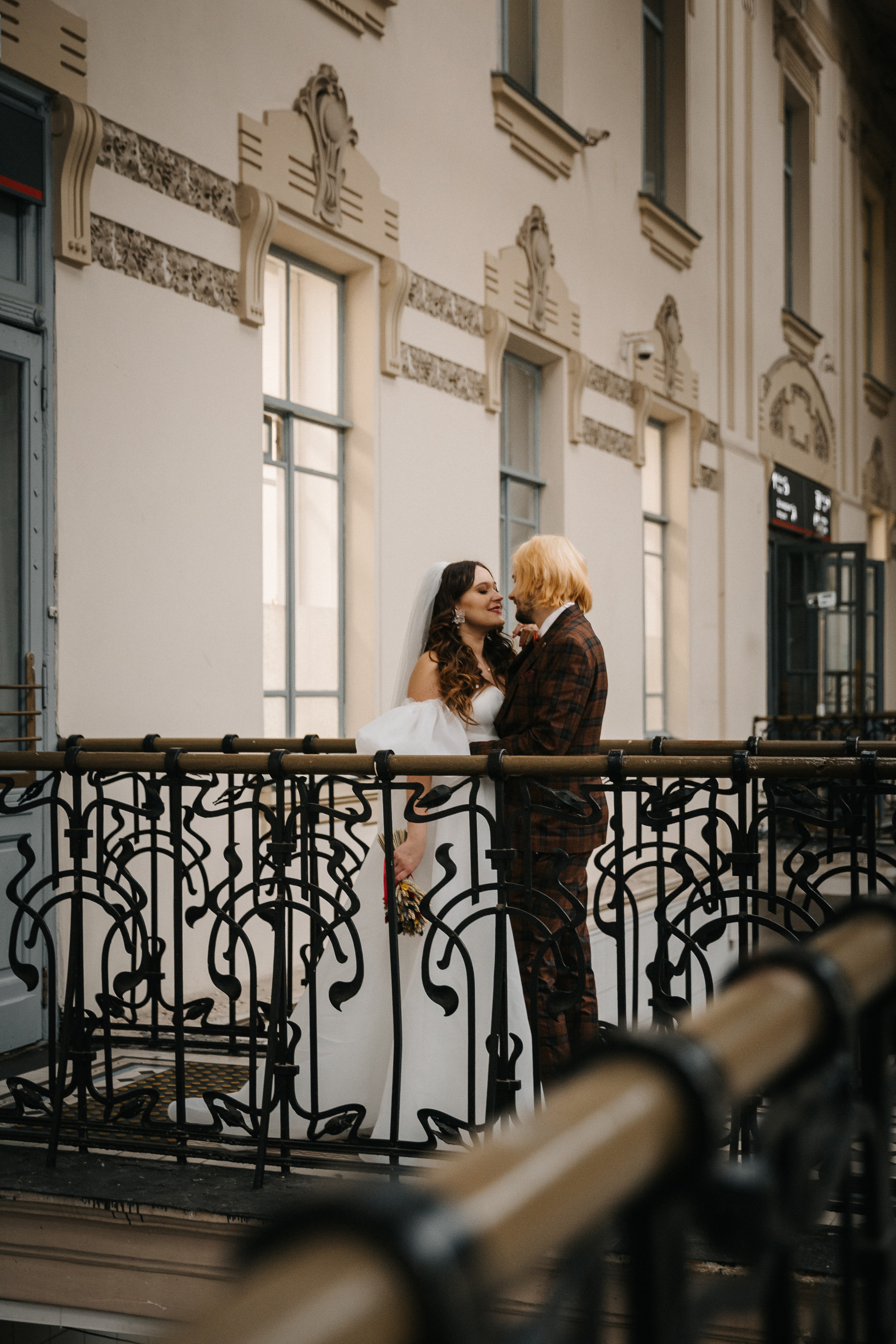 НОЯБРЬ| Дворец № 1, Новая Голландия, Витебский вокзал,. Свадебный фотограф в Санкт-Петербурге Полина Корзухина