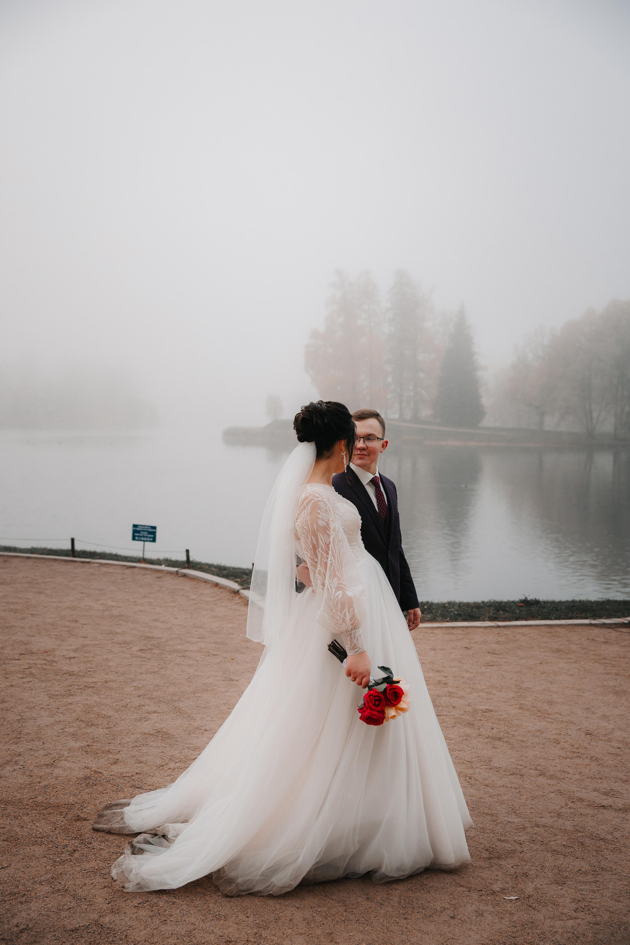 ДВОРЕЦ № 3 Пушкин| Октябрь, Екатерининский парк. Свадебный фотограф в Санкт-Петербурге Полина Корзухина