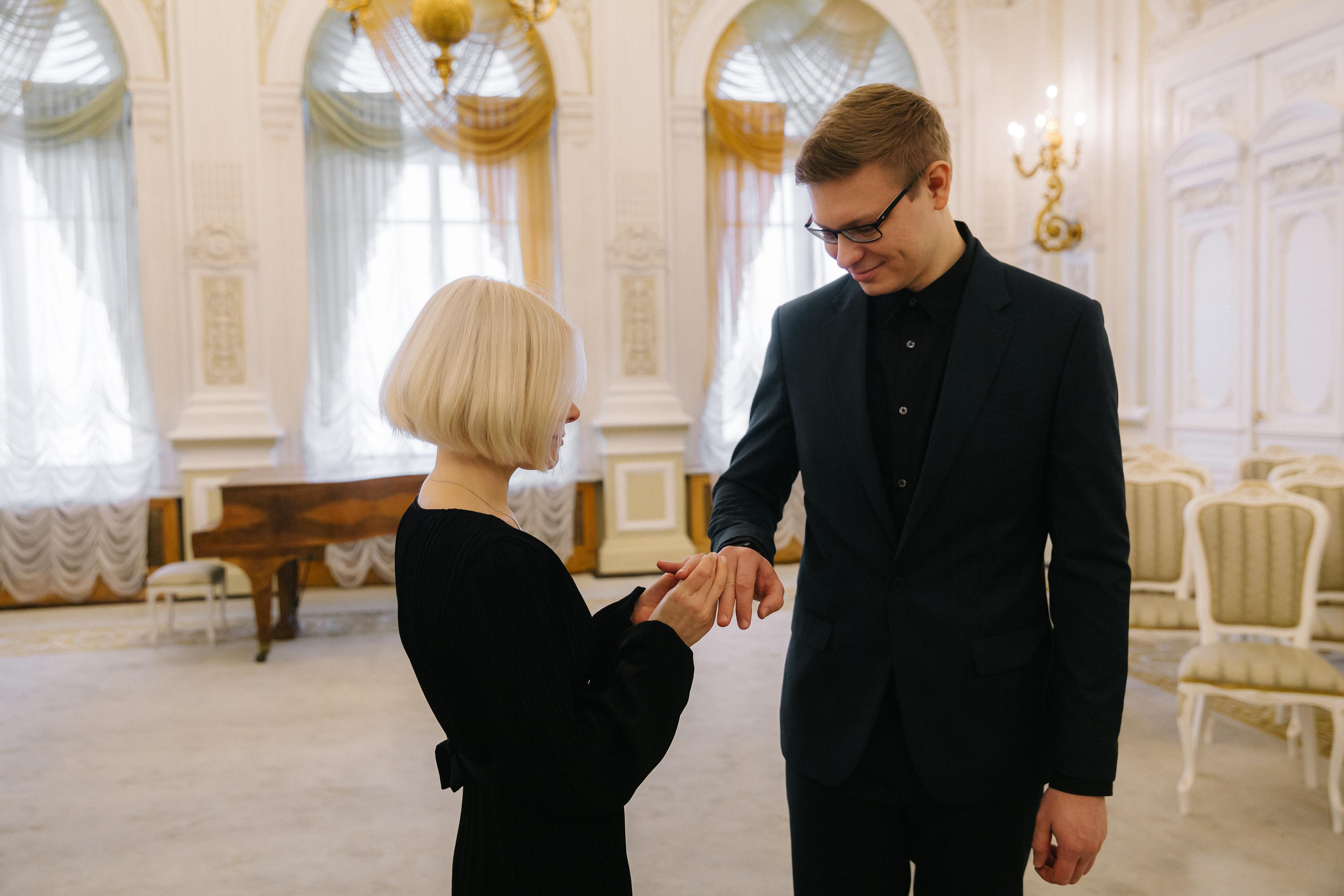 ДЕКАБРЬ | Дворец № 1 регистрация вдвоём. Свадебный фотограф в Санкт-Петербурге Полина Корзухина