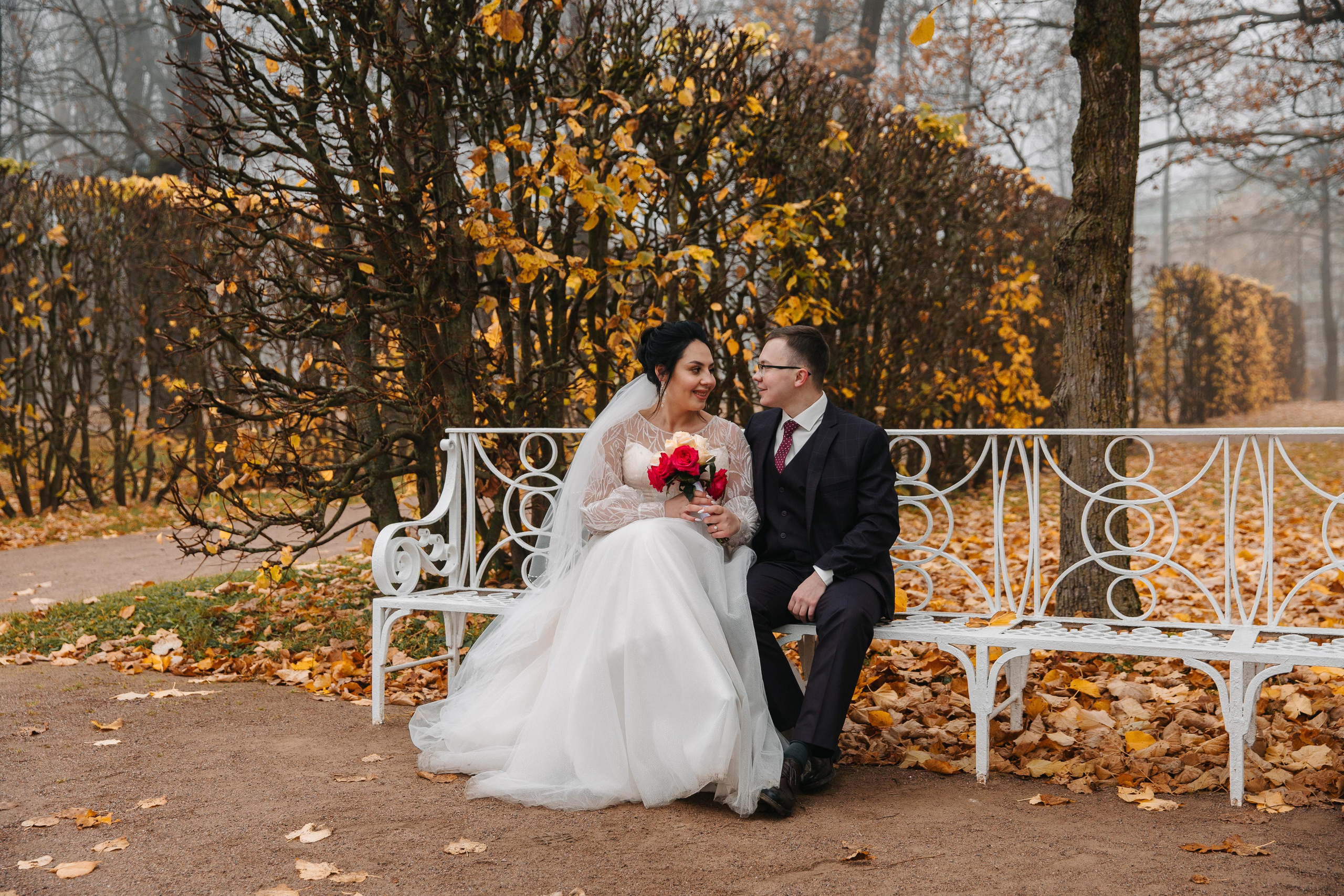 ДВОРЕЦ № 3 Пушкин| Октябрь, Екатерининский парк. Свадебный фотограф в Санкт-Петербурге Полина Корзухина