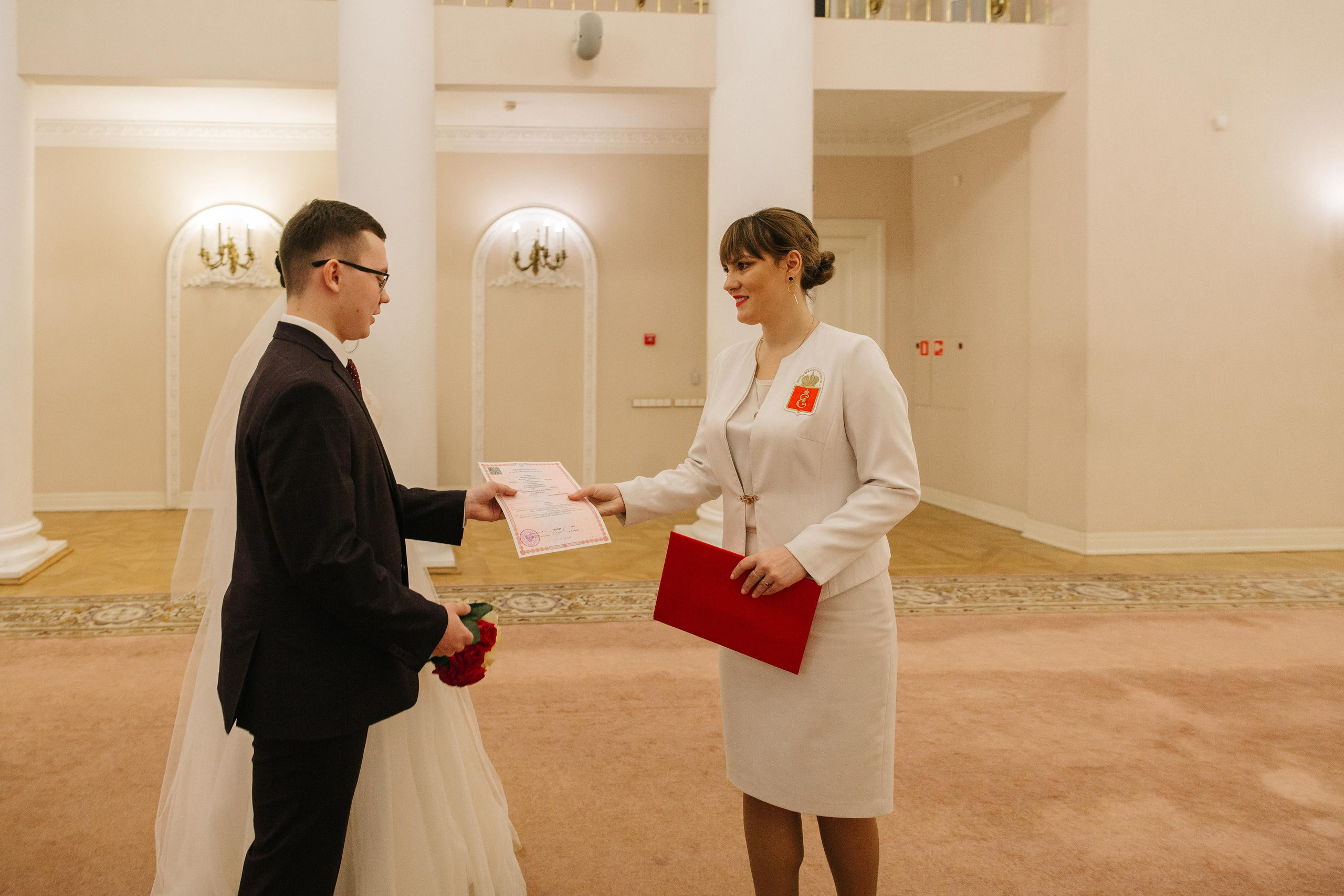 ДВОРЕЦ № 3 Пушкин| Октябрь, Екатерининский парк. Свадебный фотограф в Санкт-Петербурге Полина Корзухина