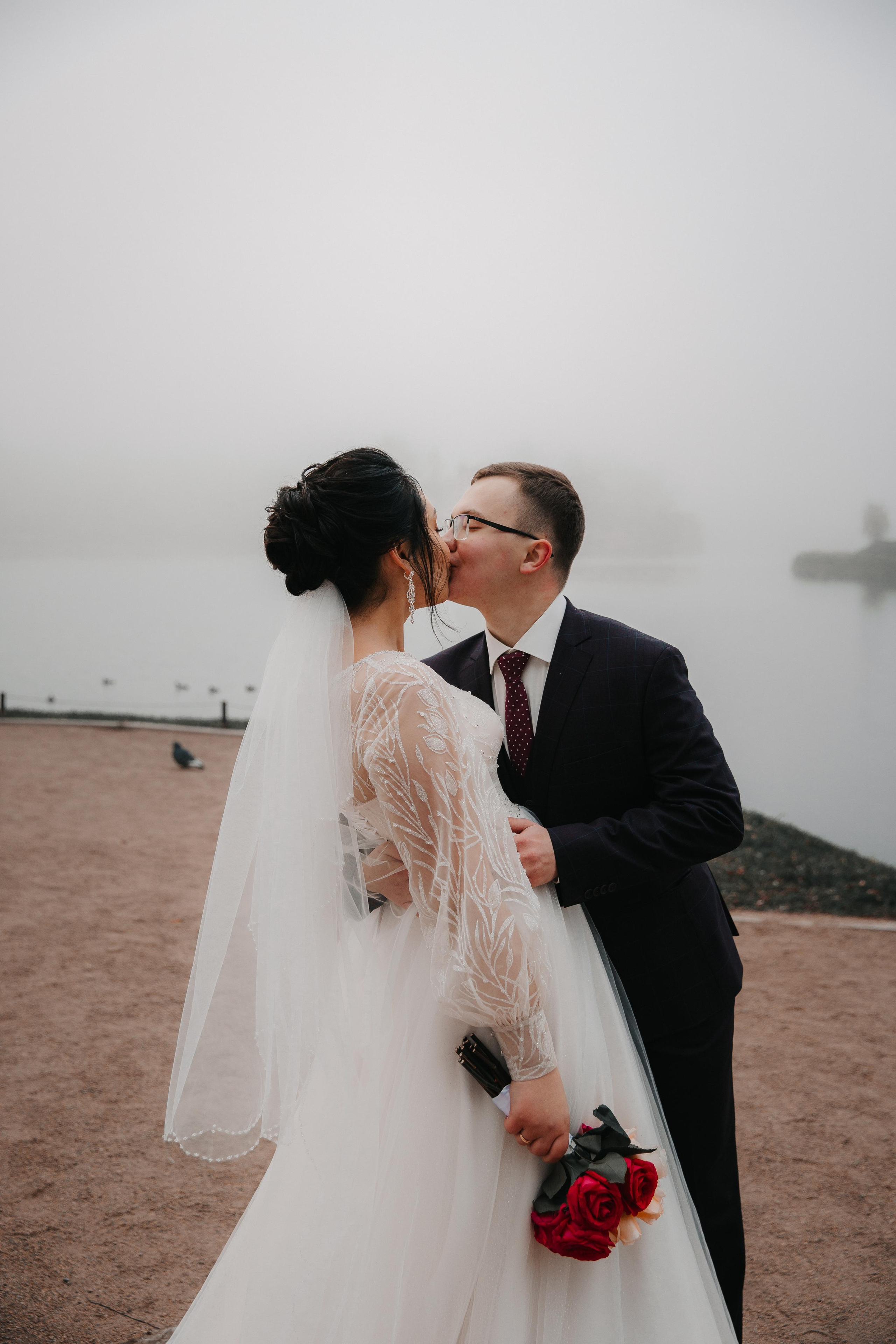 ДВОРЕЦ № 3 Пушкин| Октябрь, Екатерининский парк. Свадебный фотограф в Санкт-Петербурге Полина Корзухина