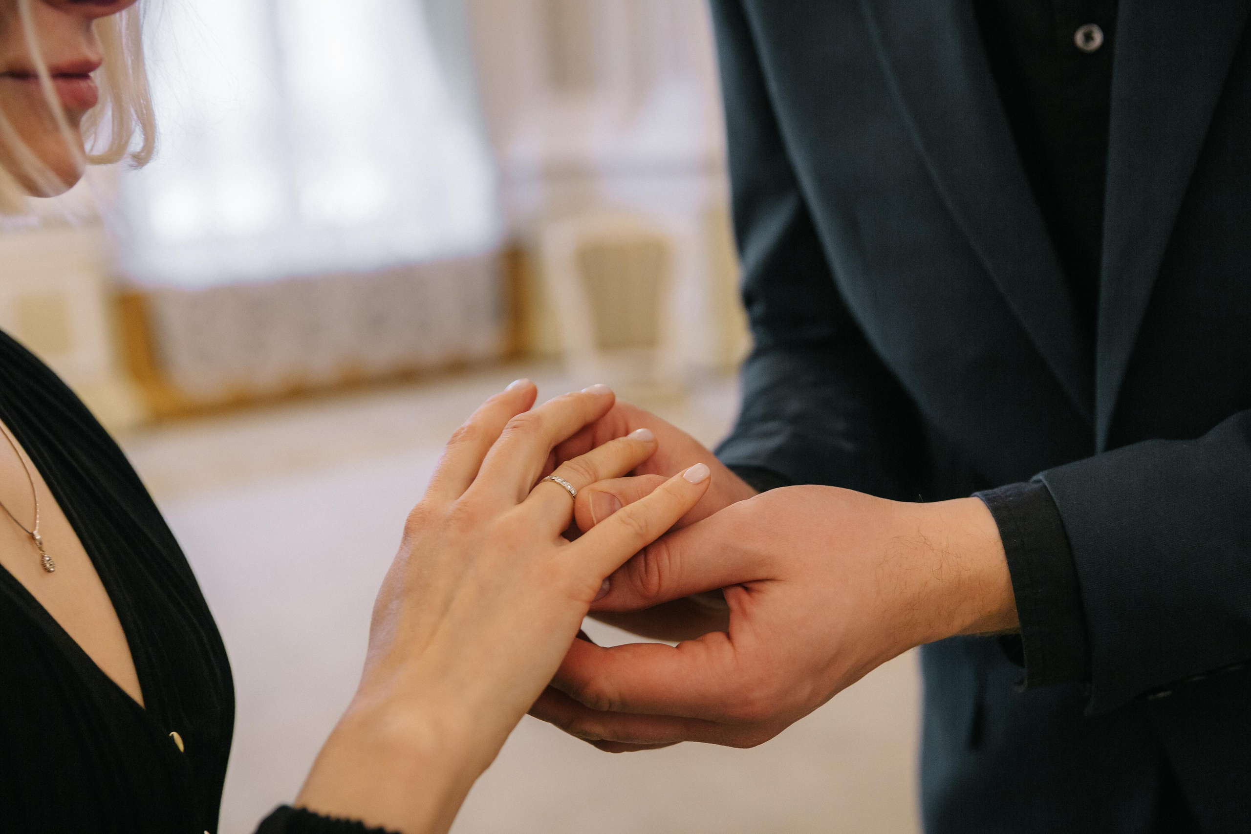 ДЕКАБРЬ | Дворец № 1 регистрация вдвоём. Свадебный фотограф в Санкт-Петербурге Полина Корзухина