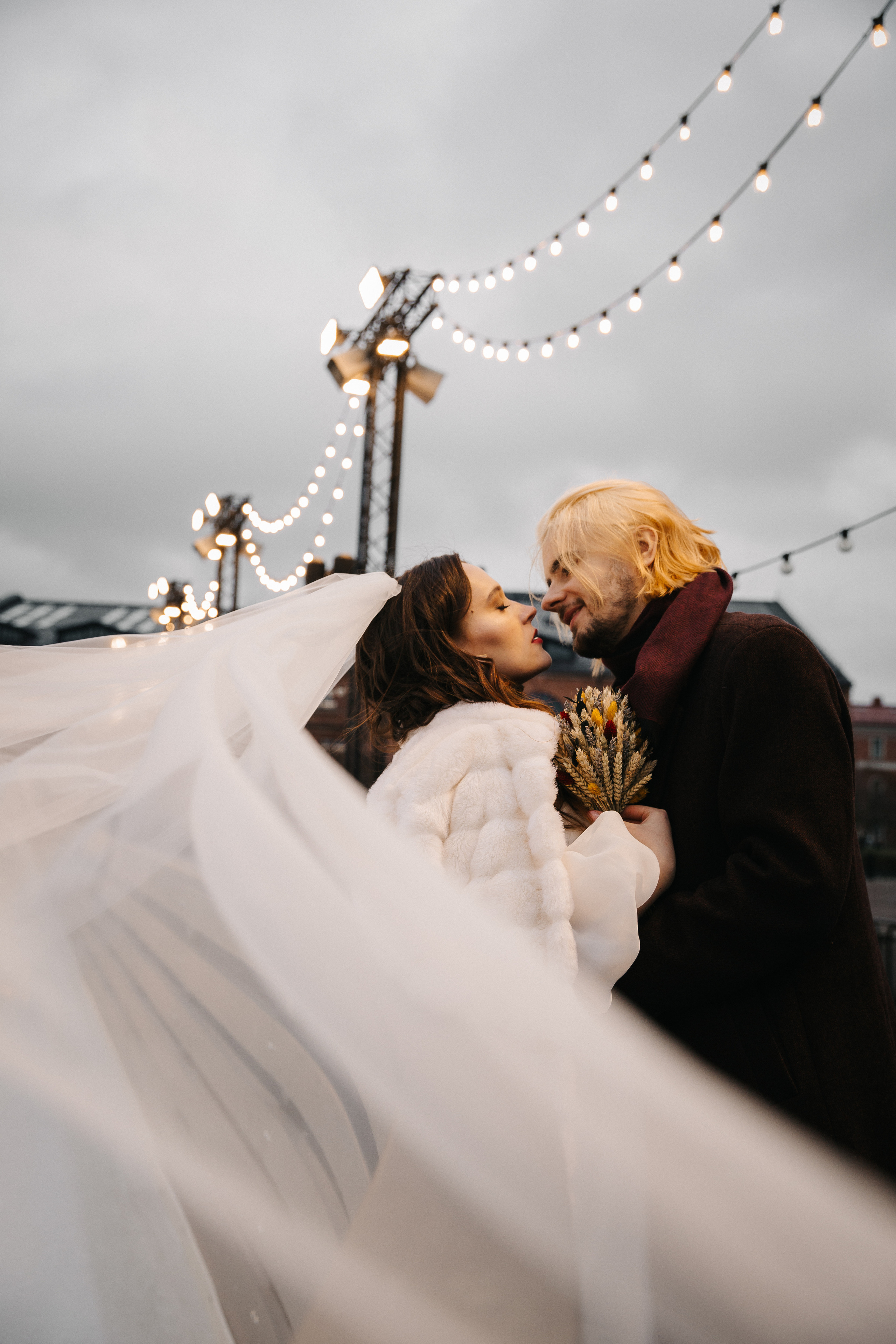 НОЯБРЬ| Дворец № 1, Новая Голландия, Витебский вокзал,. Свадебный фотограф в Санкт-Петербурге Полина Корзухина