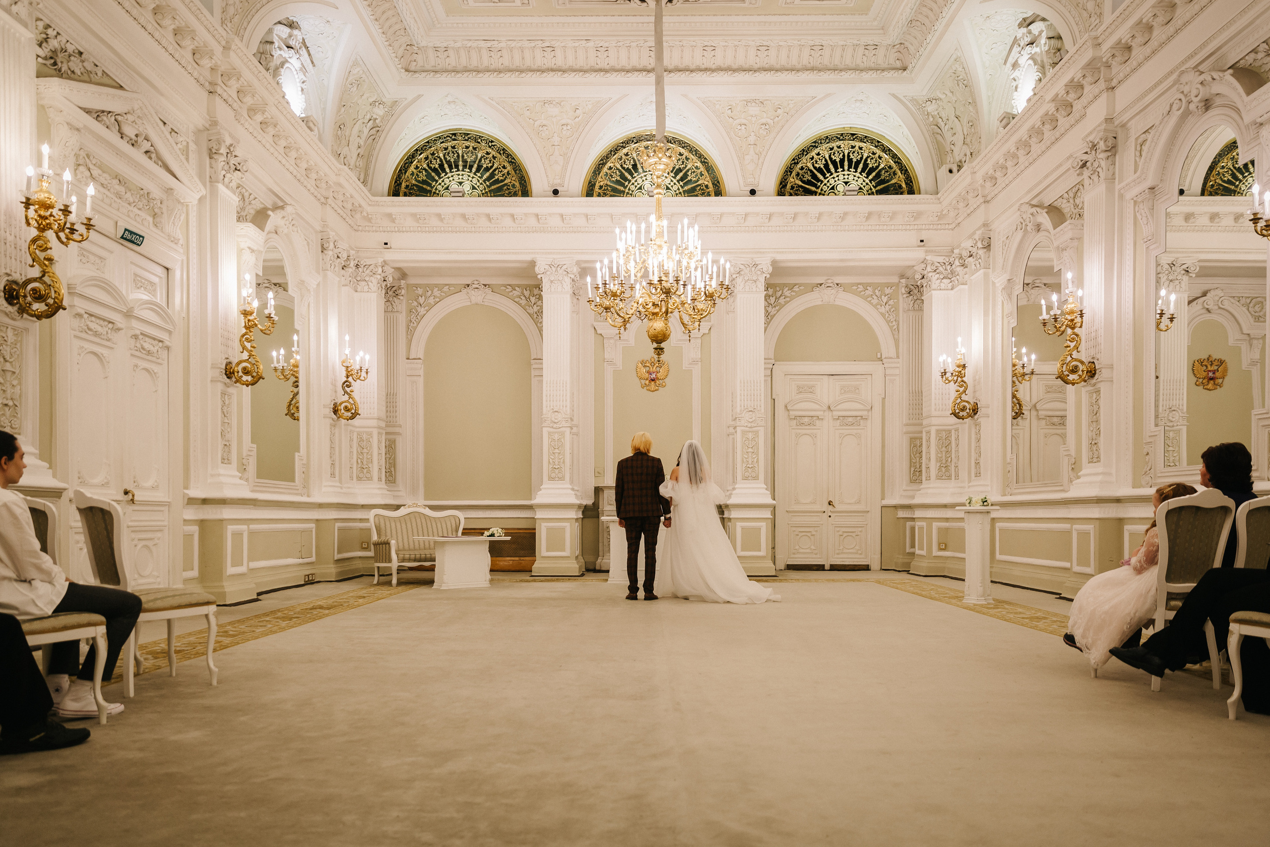 НОЯБРЬ| Дворец № 1, Новая Голландия, Витебский вокзал,. Свадебный фотограф в Санкт-Петербурге Полина Корзухина