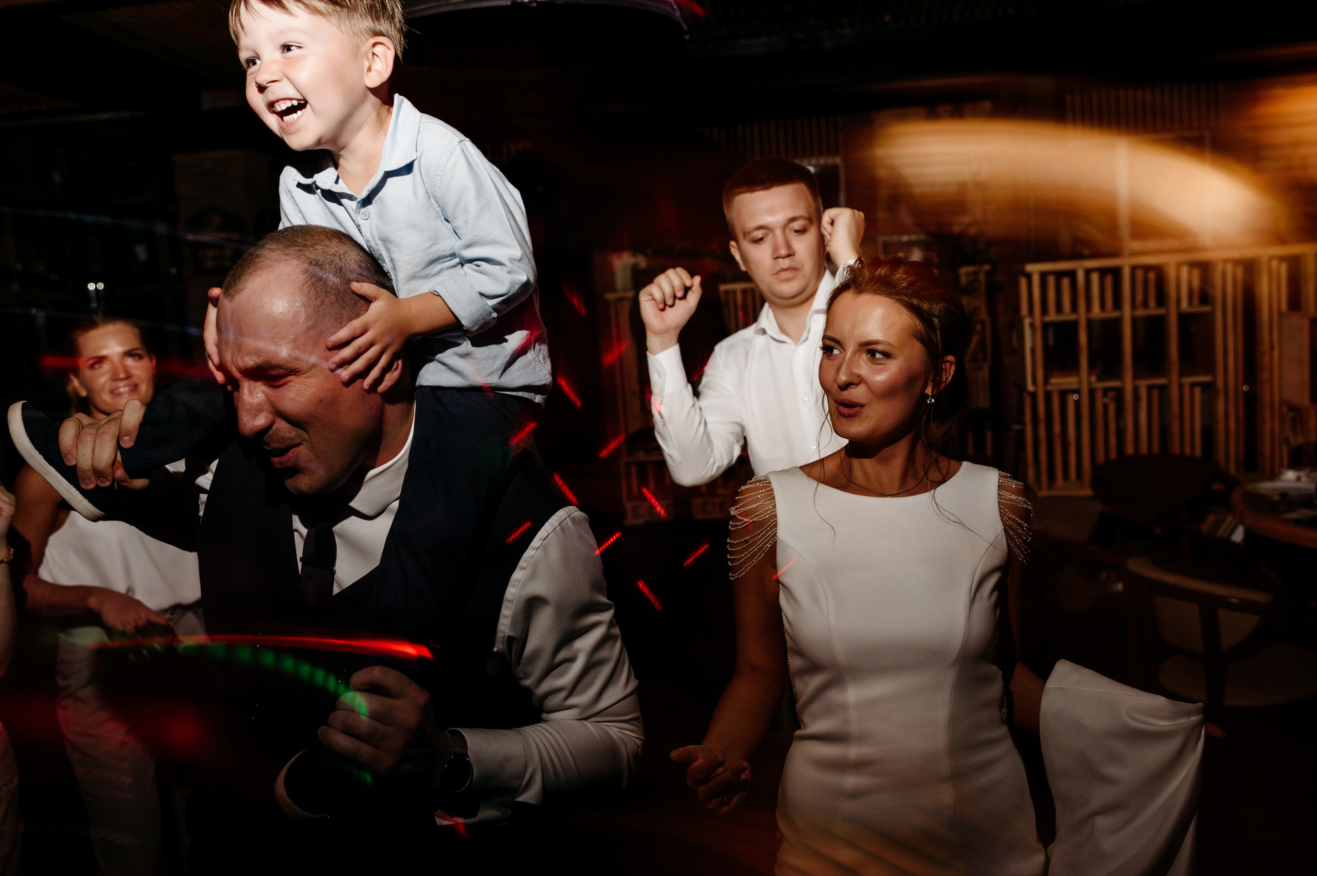 СВЕТА И ЖЕНЯ. Свадебный и семейный фотограф Никита Корохов