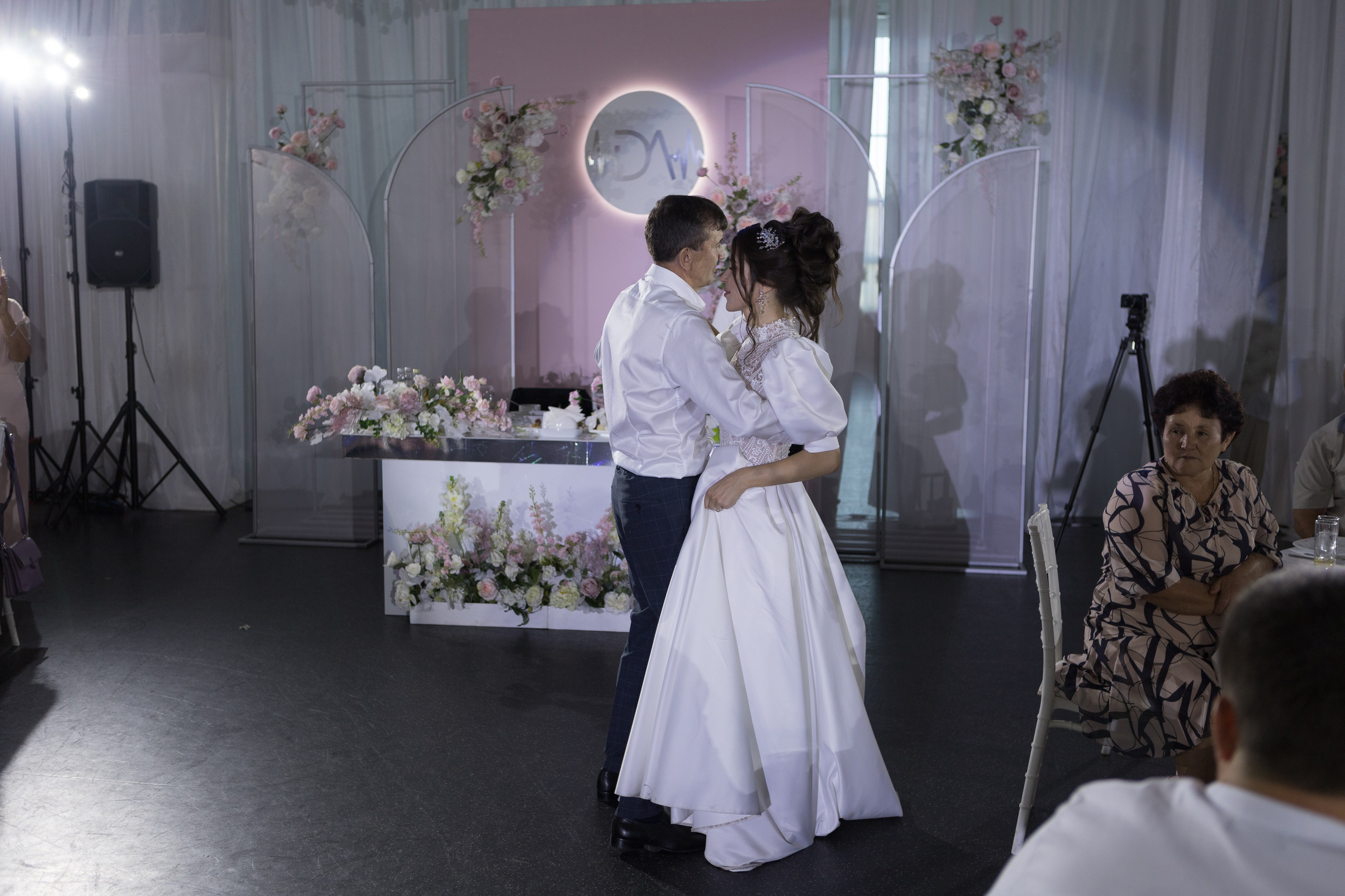 Свадебный фотограф Уфа — Руслан ГабдлисламовЖивые эмоции, красивые кадры, воспоминания на всю жизнь.Работаю по всей Республике Башкортоста. Свадебный фотограф Уфа Руслан Габдлисламов