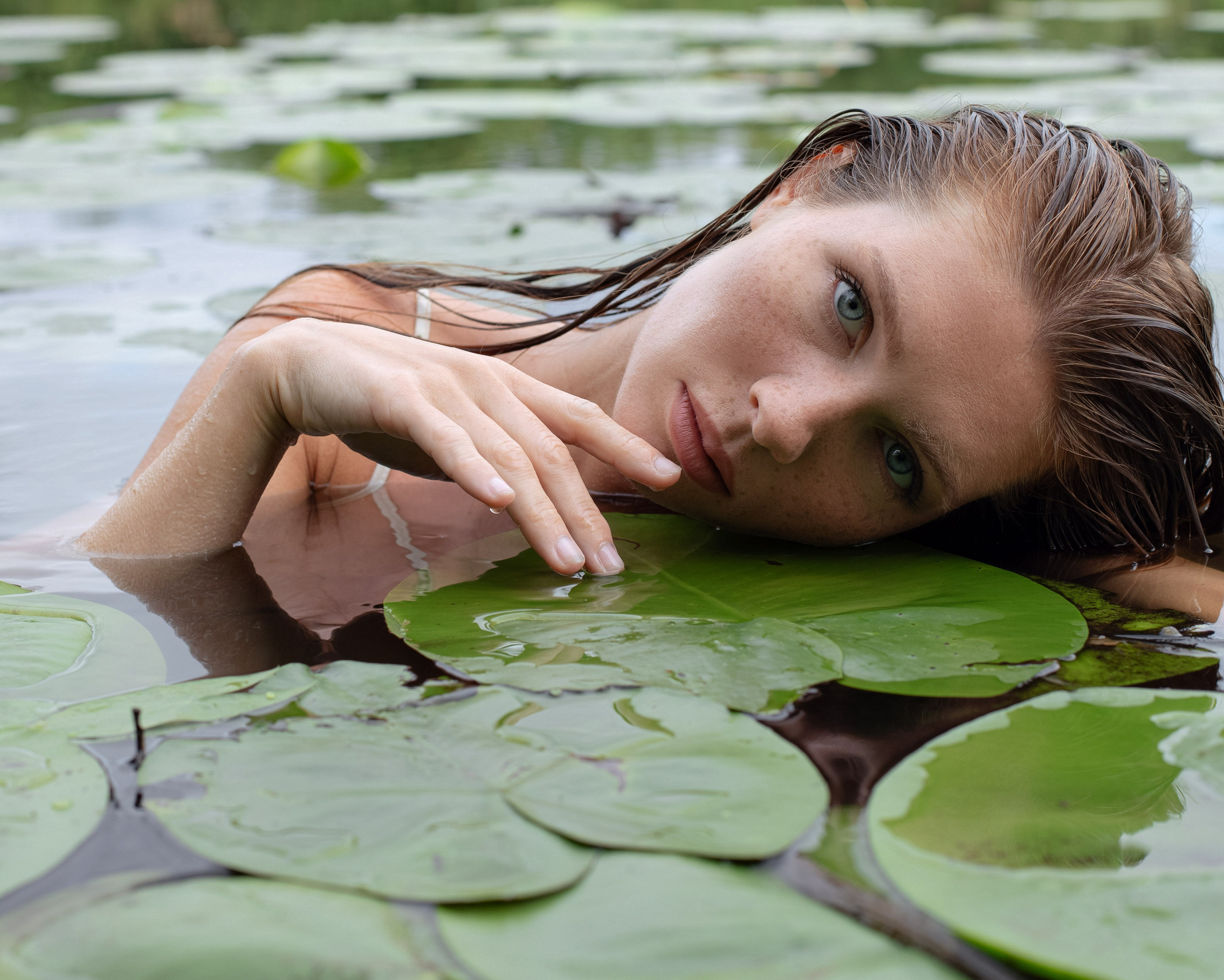 Татьяна, 42-44 р-р, 175 см. KED Production — продакшн из СПб. Создаём фото, видео и контент, который помогает брендам и селлерам продавать больше