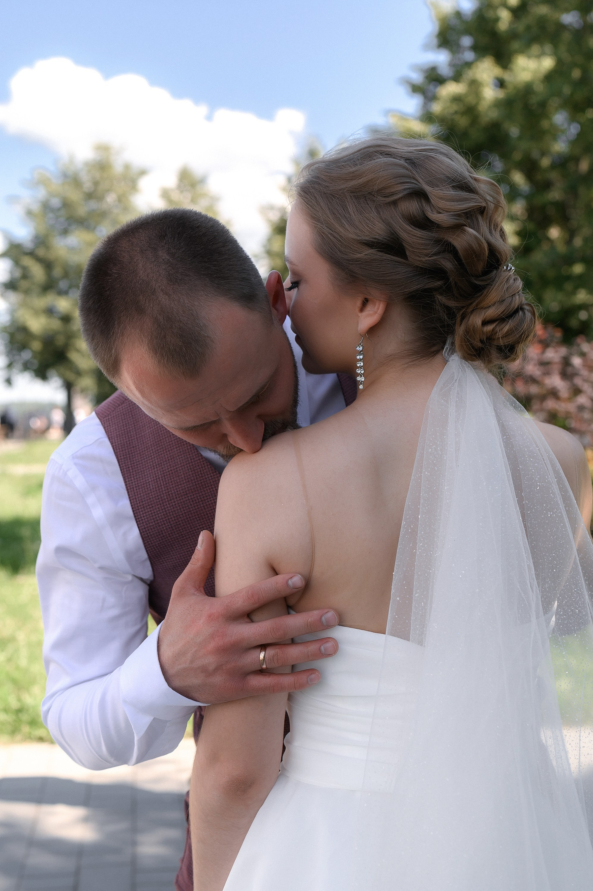 свадебная фотосессия на набережной Волги г. Кинешма фотограф Николай Коляганов 