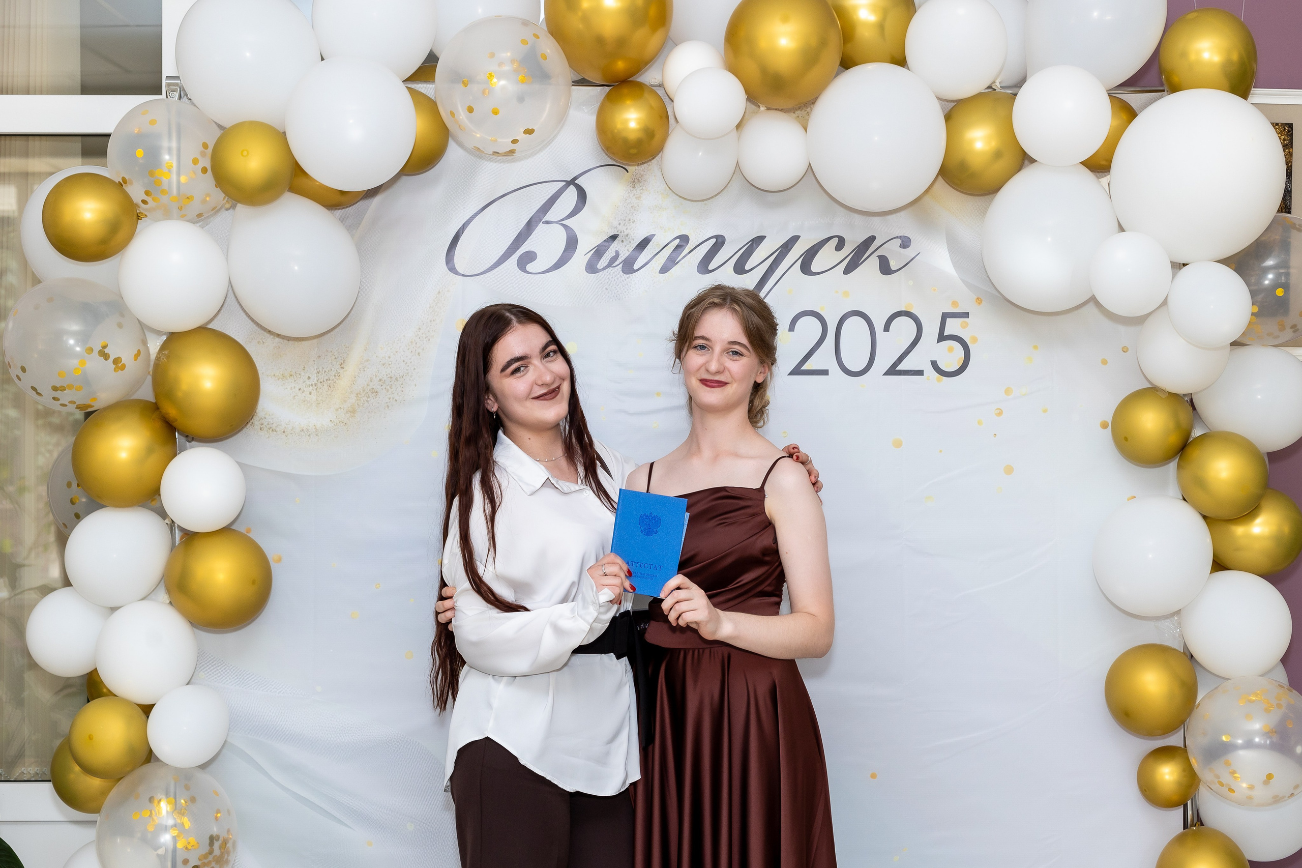 Вручение аттестата 2025. Выпускные альбомы Майкоп, Краснодар Елена Золотарева