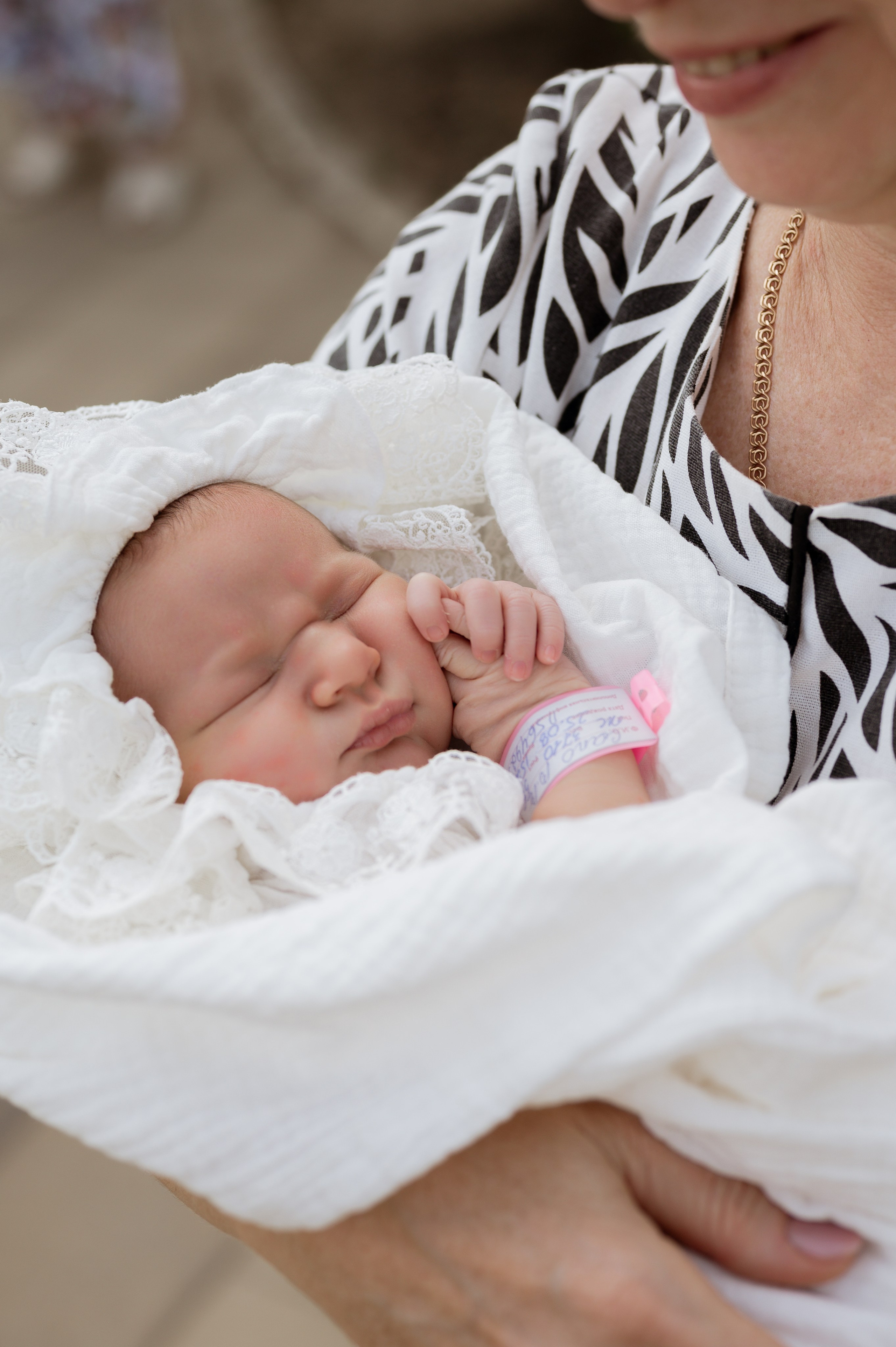 Выписка из роддома. Свадебный и семейный фотограф в Краснодаре Алина Мельник
