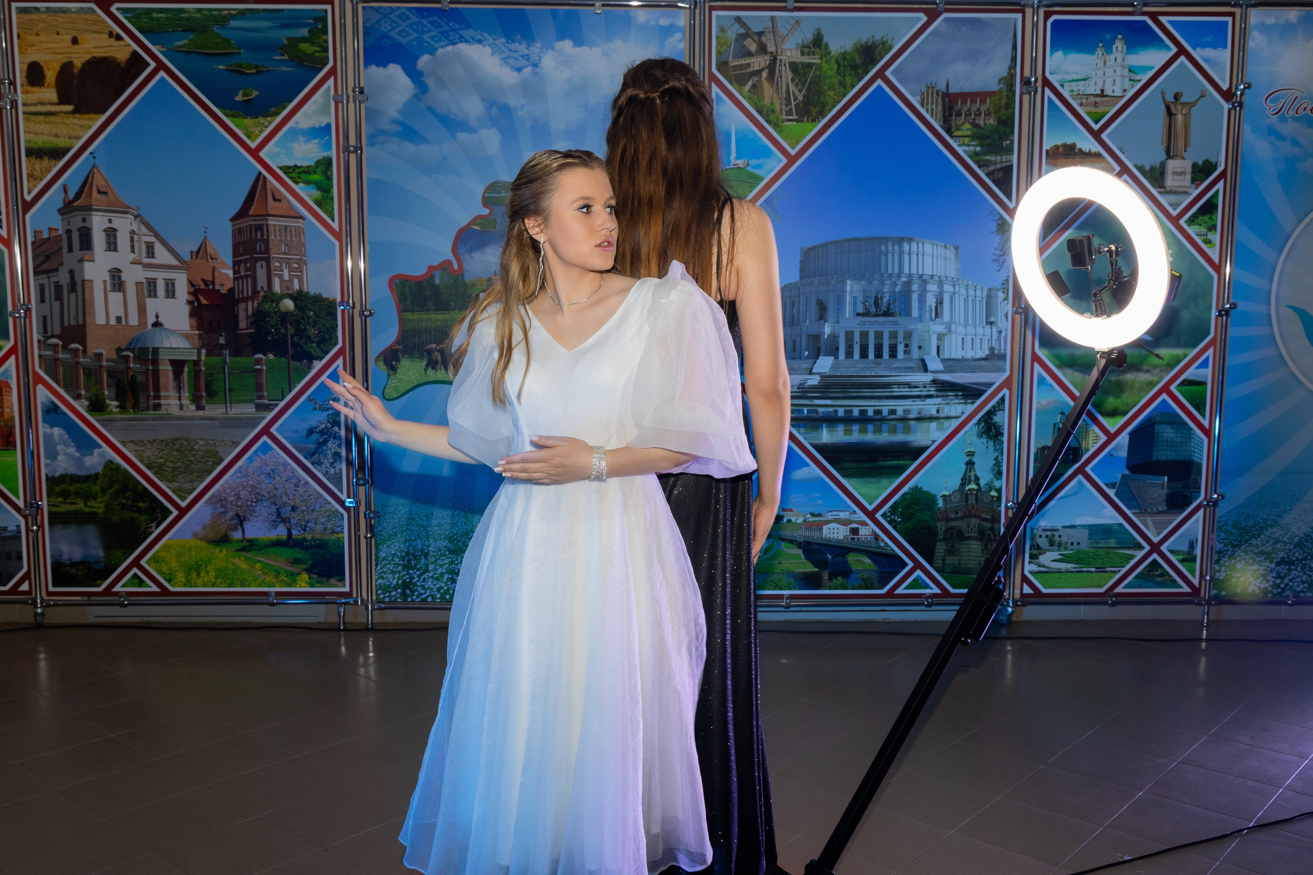 Школьный выпускной 2025 год в Минске, Беларуси. Свадебный фотограф в Минске/Беларуси Сергей Спиридонов