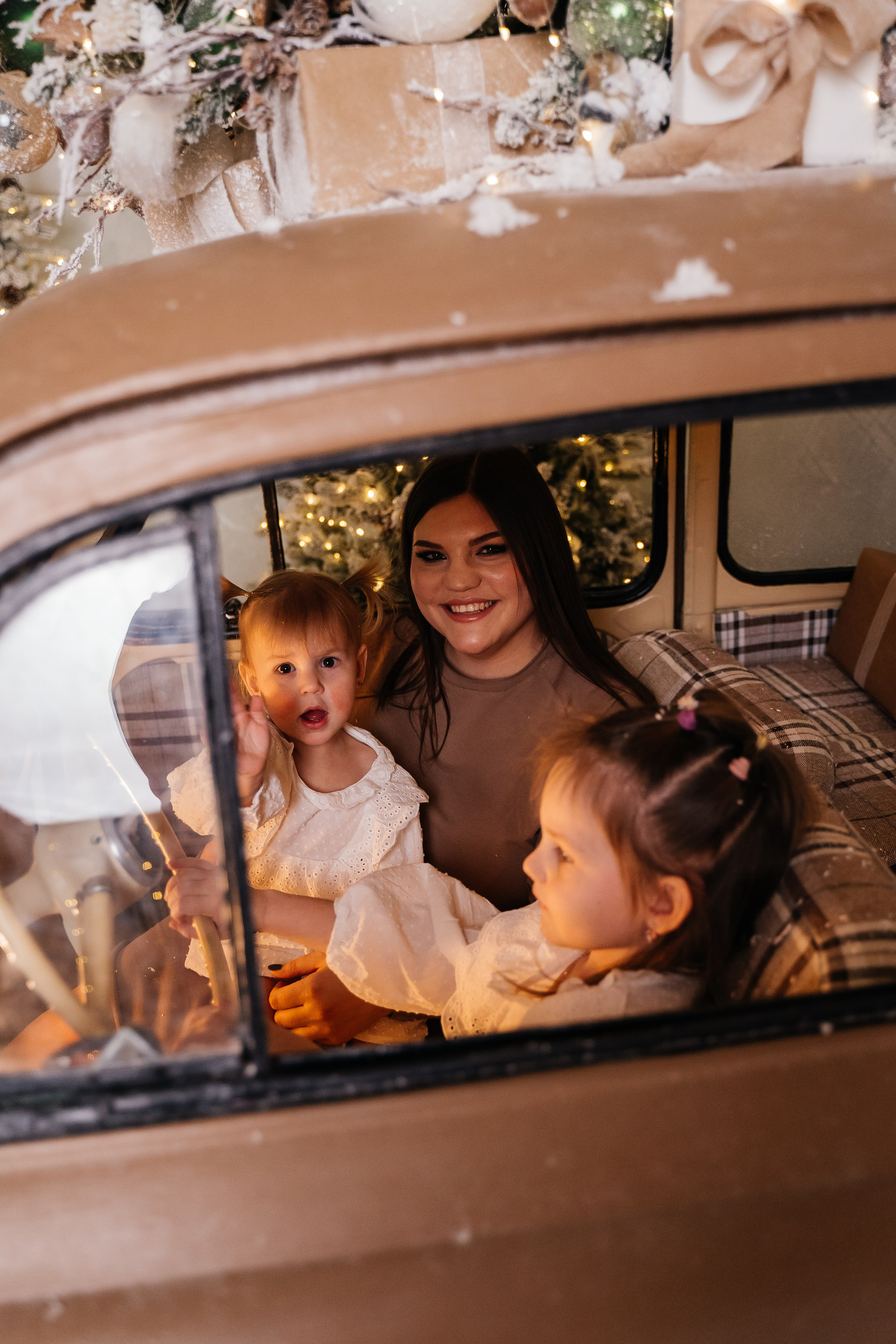 Новогодняя история двух принцесс. Свадебный и семейный фотограф в Новосибирске Синицына Наталья
