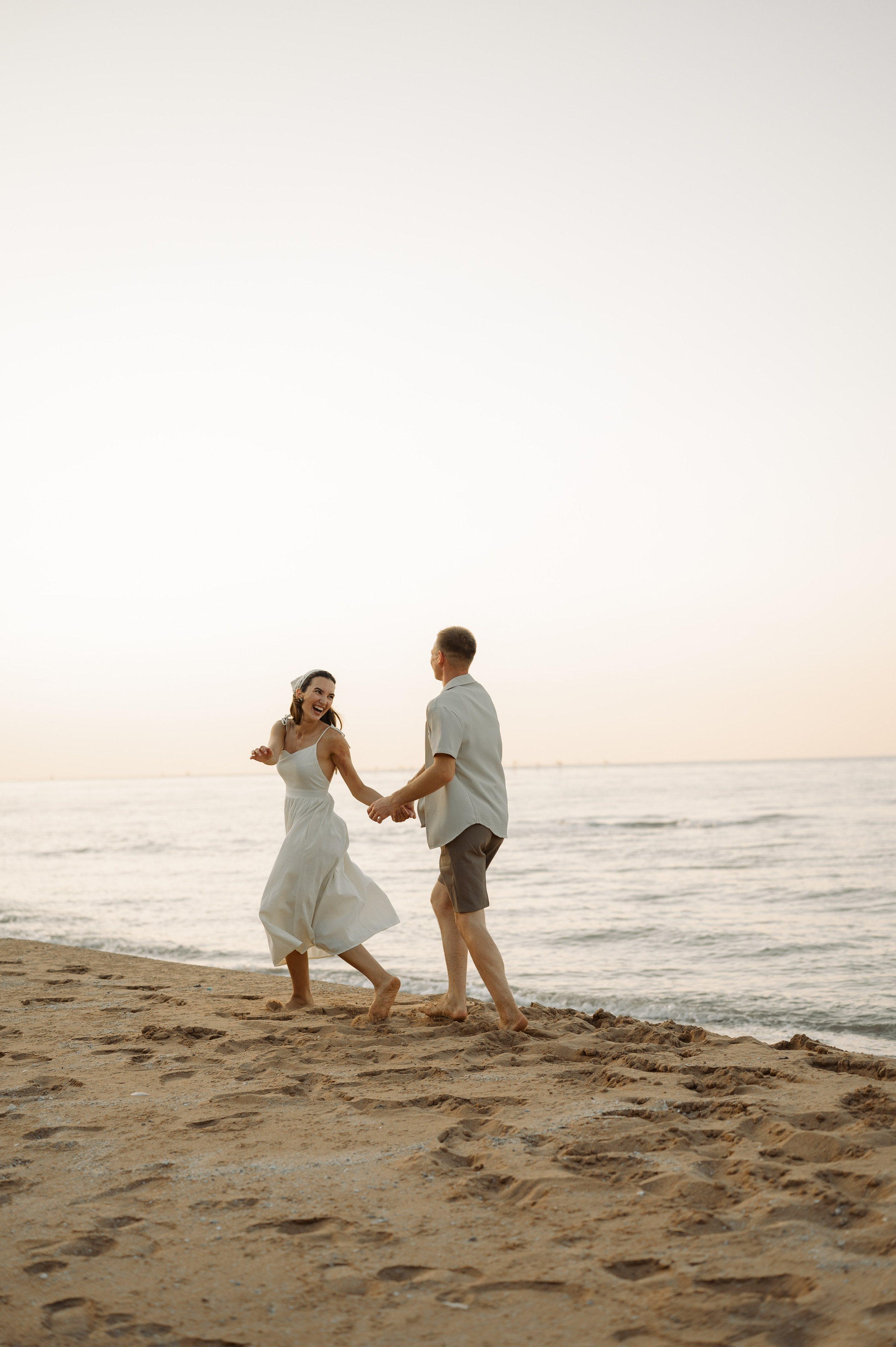 Предсвадебная съёмка на море🌊. Свадебный и семейный фотограф в Краснодаре Алина Мельник