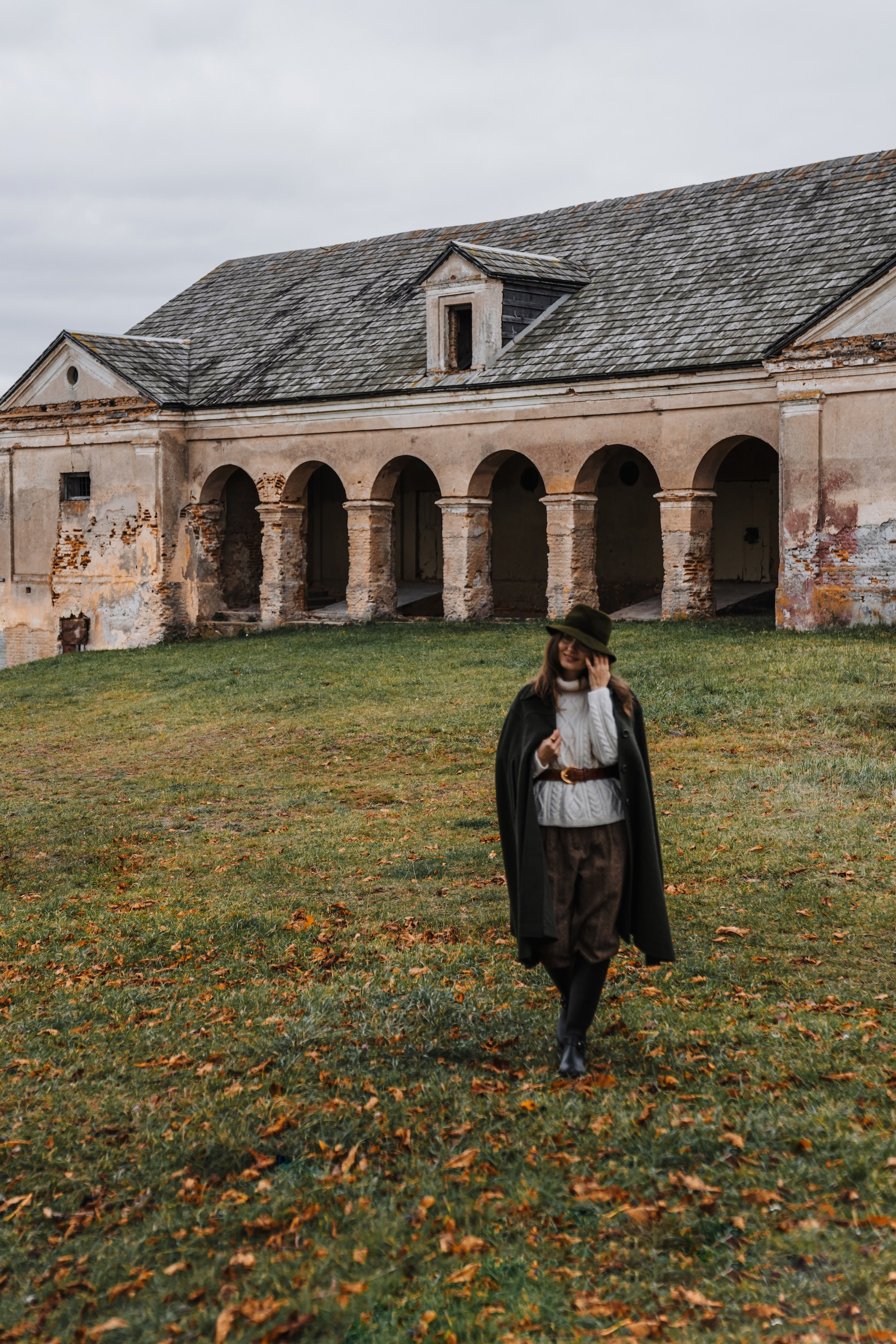 Юля. Осень, в британском стиле, Минск. Olga Modjaro