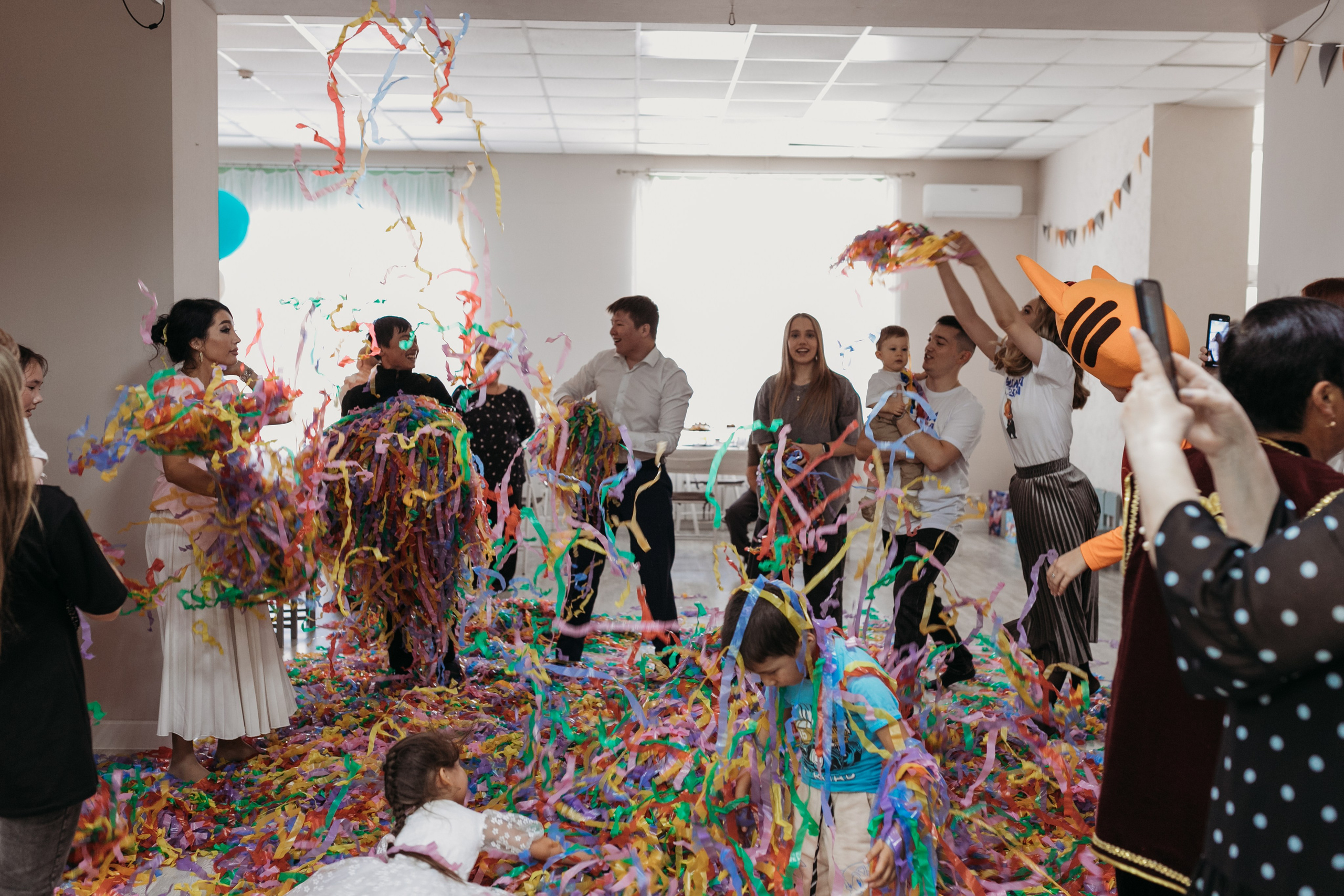репортажный фотограф барнаул, фотограф на день рождения барнаул, фотограф на праздник барнаул, репортажная съемка барнаул, фотограф на юбилей