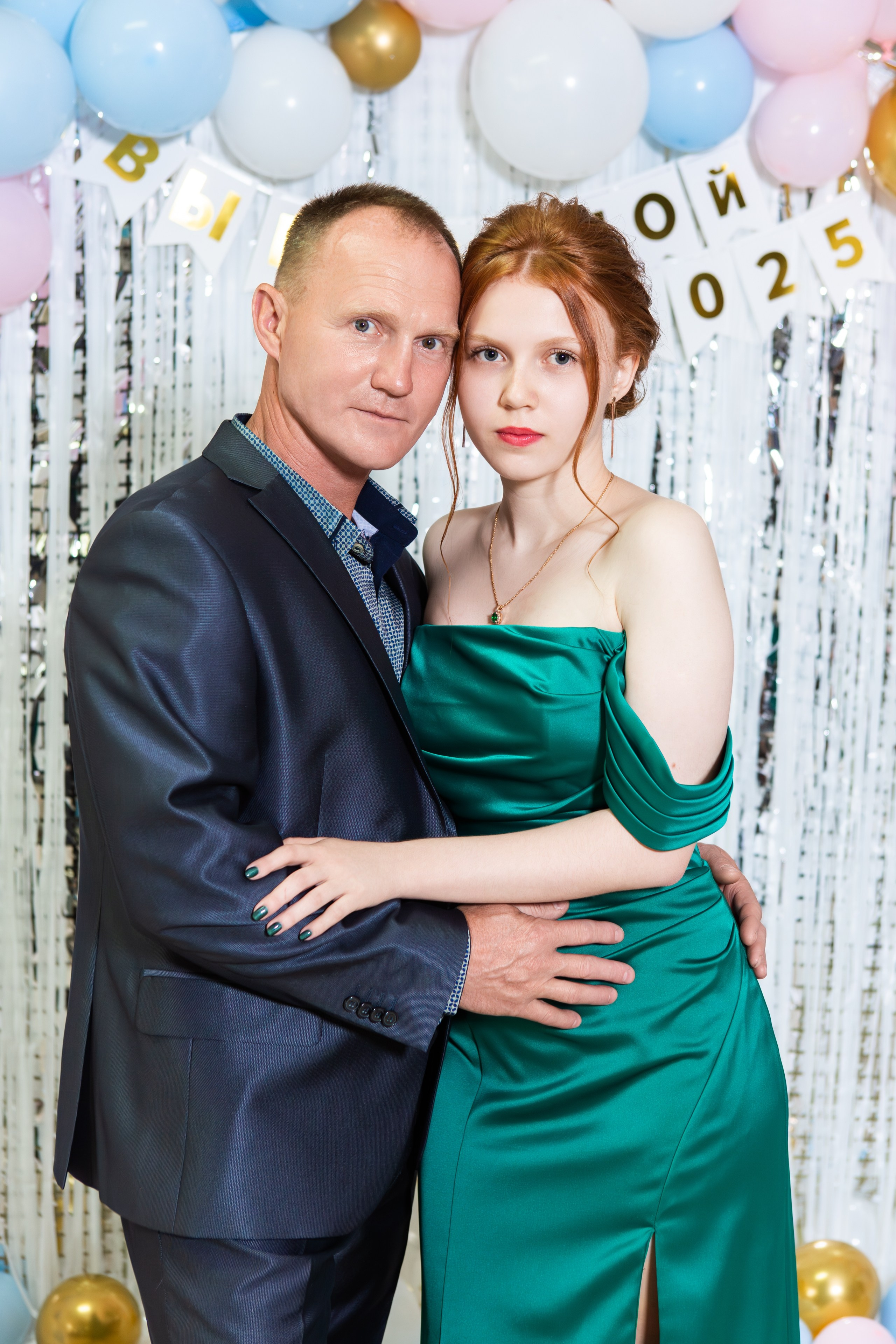 ФОТОСЕССИЯ С РОДИТЕЛЯМИ ВЫПУСКНОЙ 2025 9 ШКОЛА Г.МЦЕНСК. Профессиональный фотограф в Мценске и Орловской области