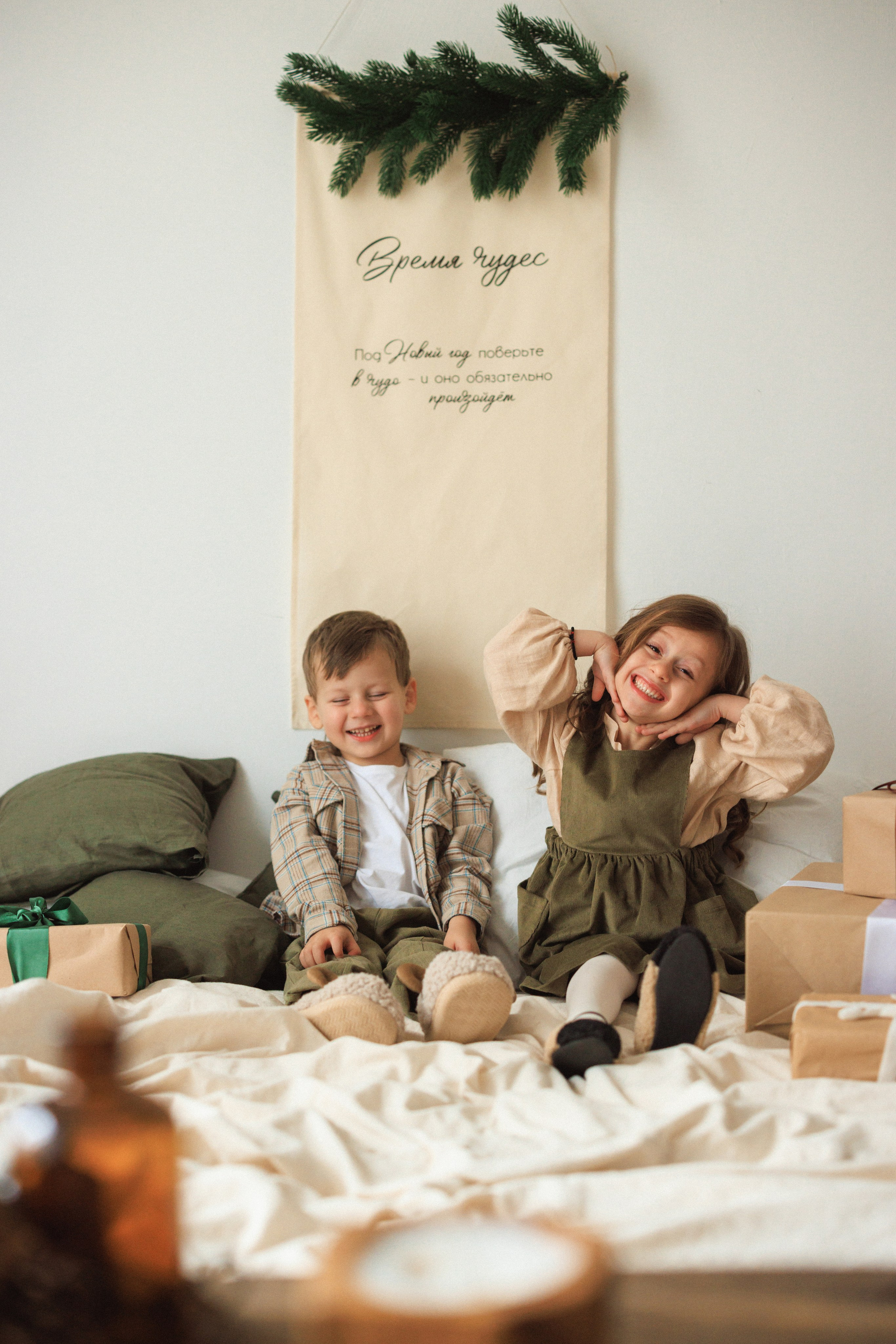 Семейная фотосессия в фотостудии «MESTONE», город Краснодар. Семейный и детский фотограф в Краснодаре Анна Трашкова