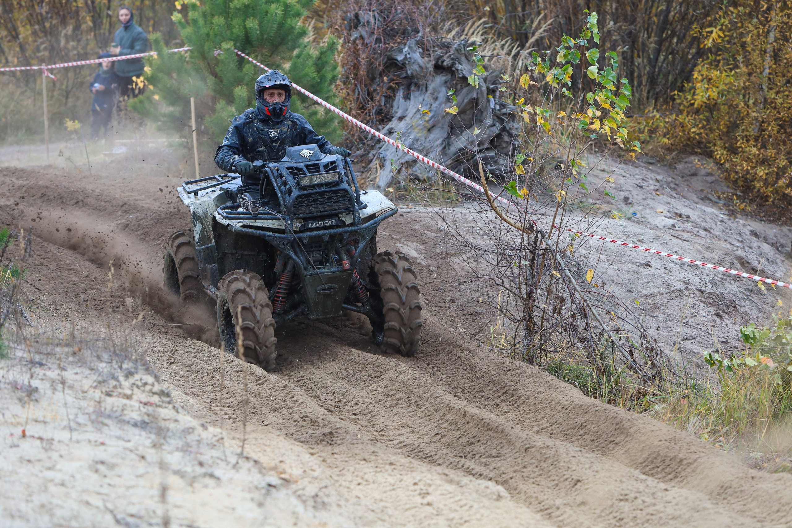 Гонки на квадроциклах Грязевое кольцо. Спортивный фотограф в Самаре