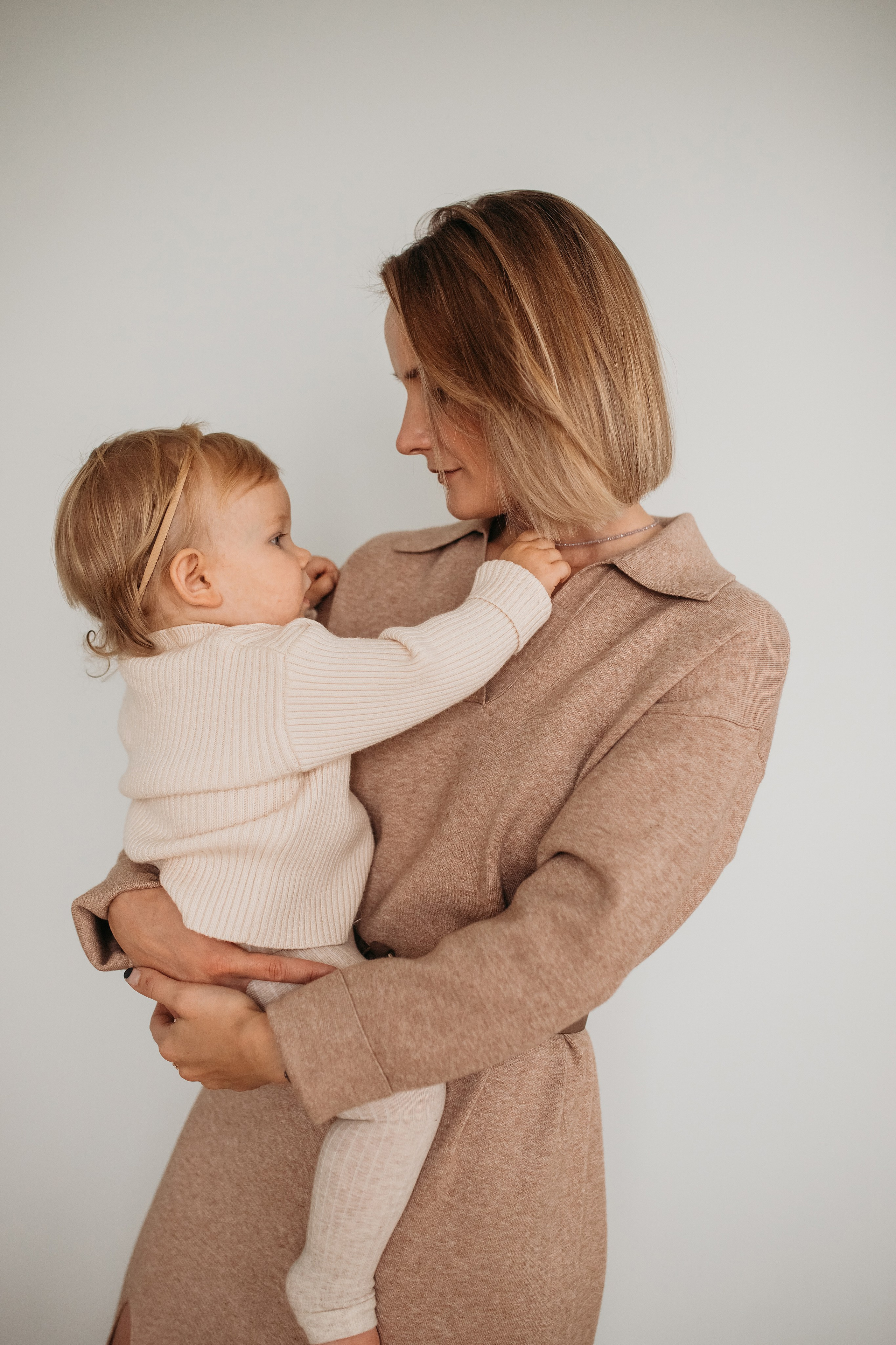 Ксюша (домашняя история). Семейный и детский фотограф Минск, Беларусь