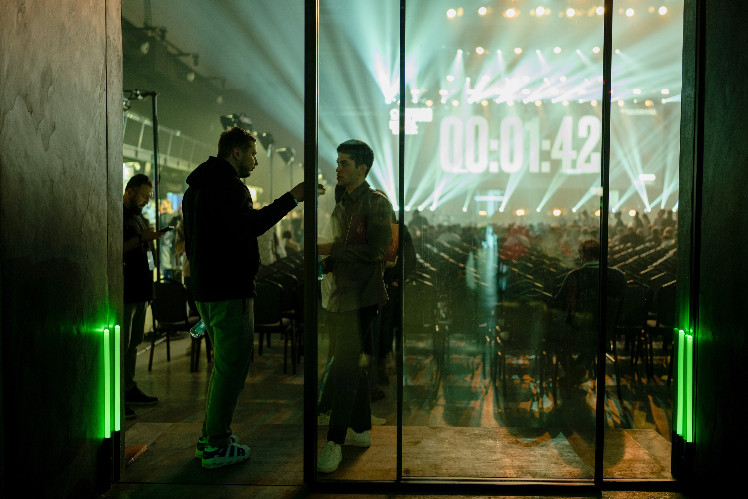 Конференция ОСНОВАТЕЛИ ЛАЙФ в MTS LIVE HALL. Репортажный фотограф в Москве Саша Дружинина