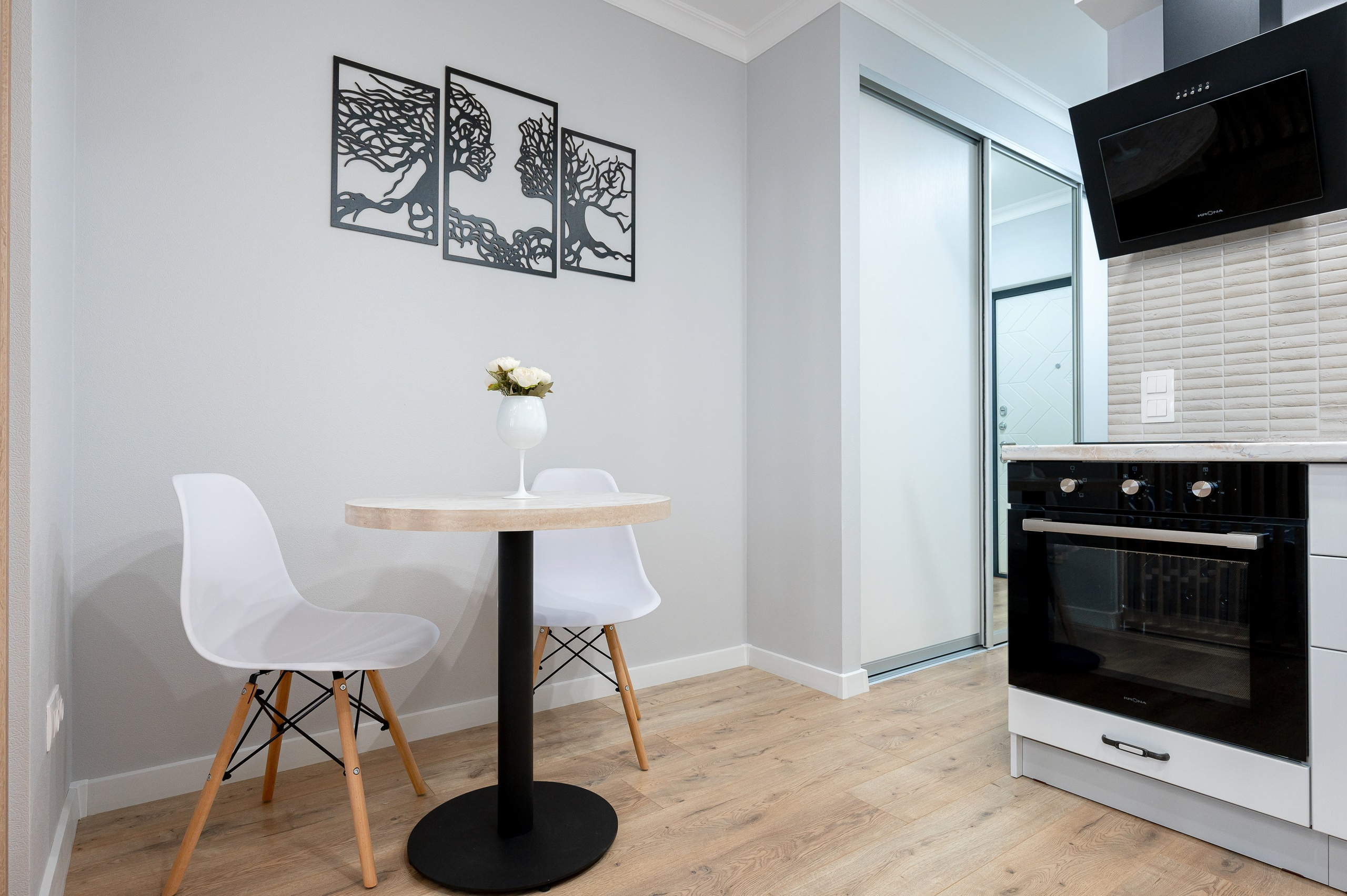 Квартира на продажу Санкт-Петербугр. Интерьерный фотограф. Фото- видеосъемка недвижимости Санкт-Петербург