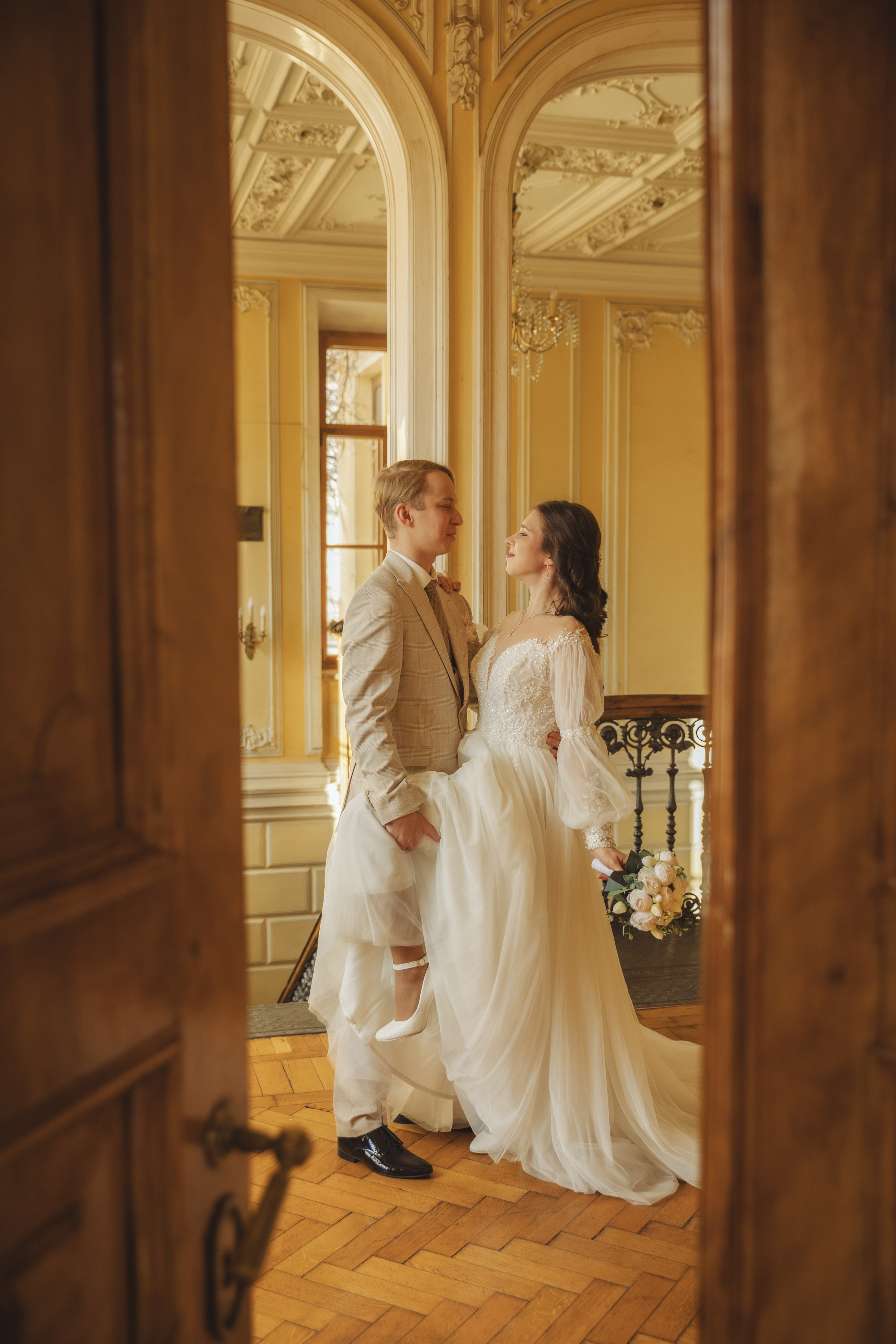 Моменты в особняке. Свадебный и семейный фотограф Москва и Московская область