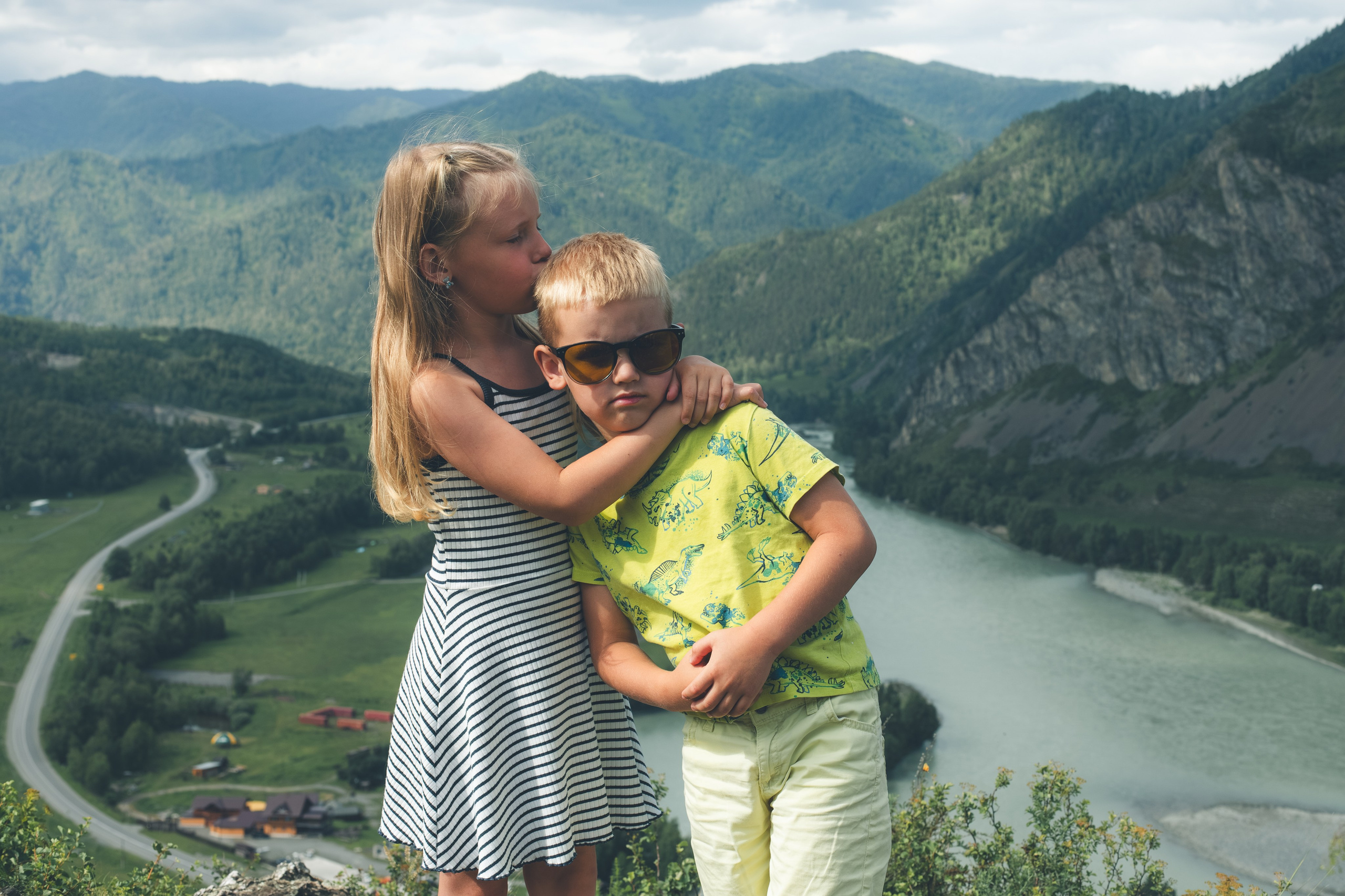 Дарья & семья. Фотограф Нина Брандт в Горном Алтае