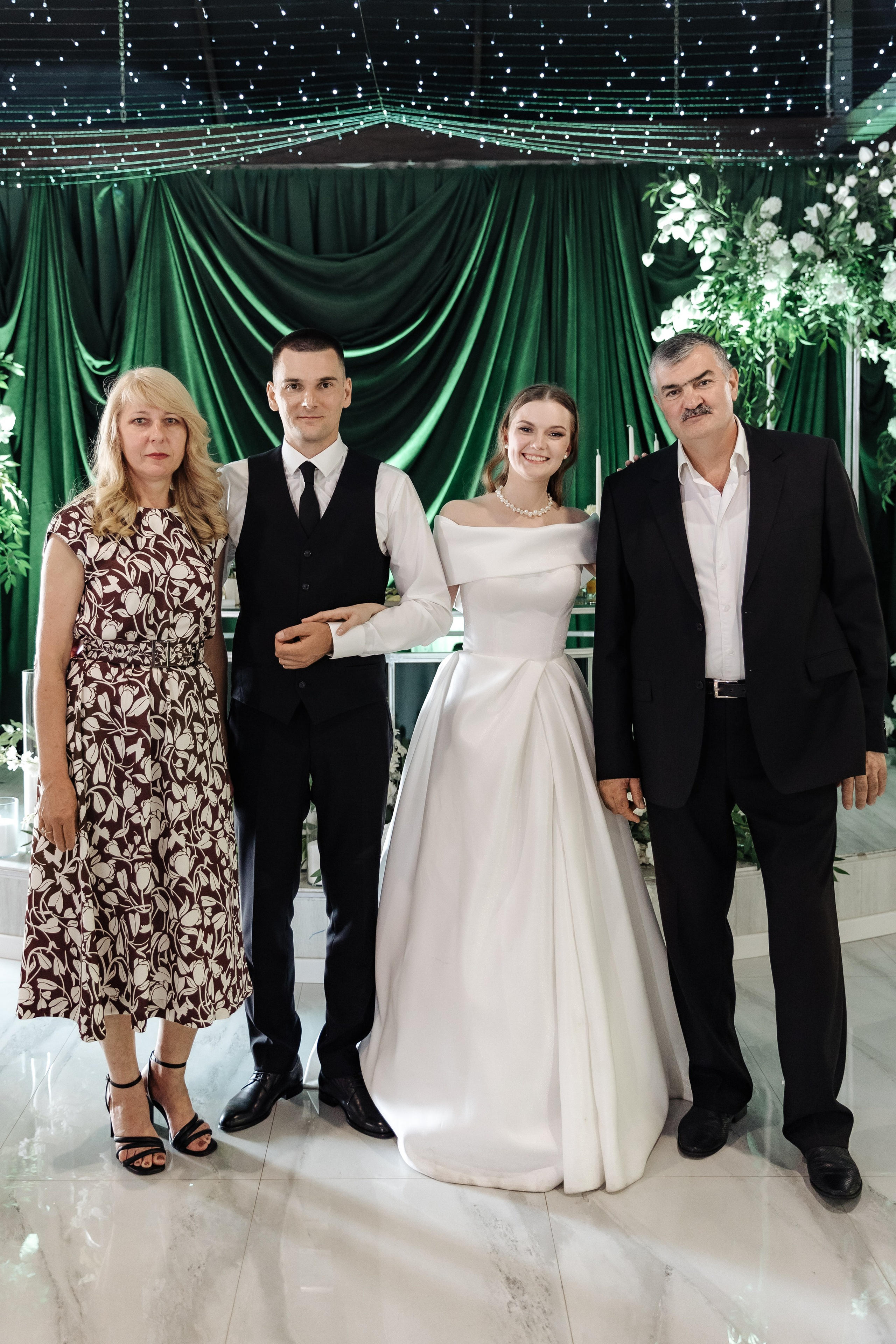 V & P. Фотограф Дзюба Марина. Свадебный фотограф