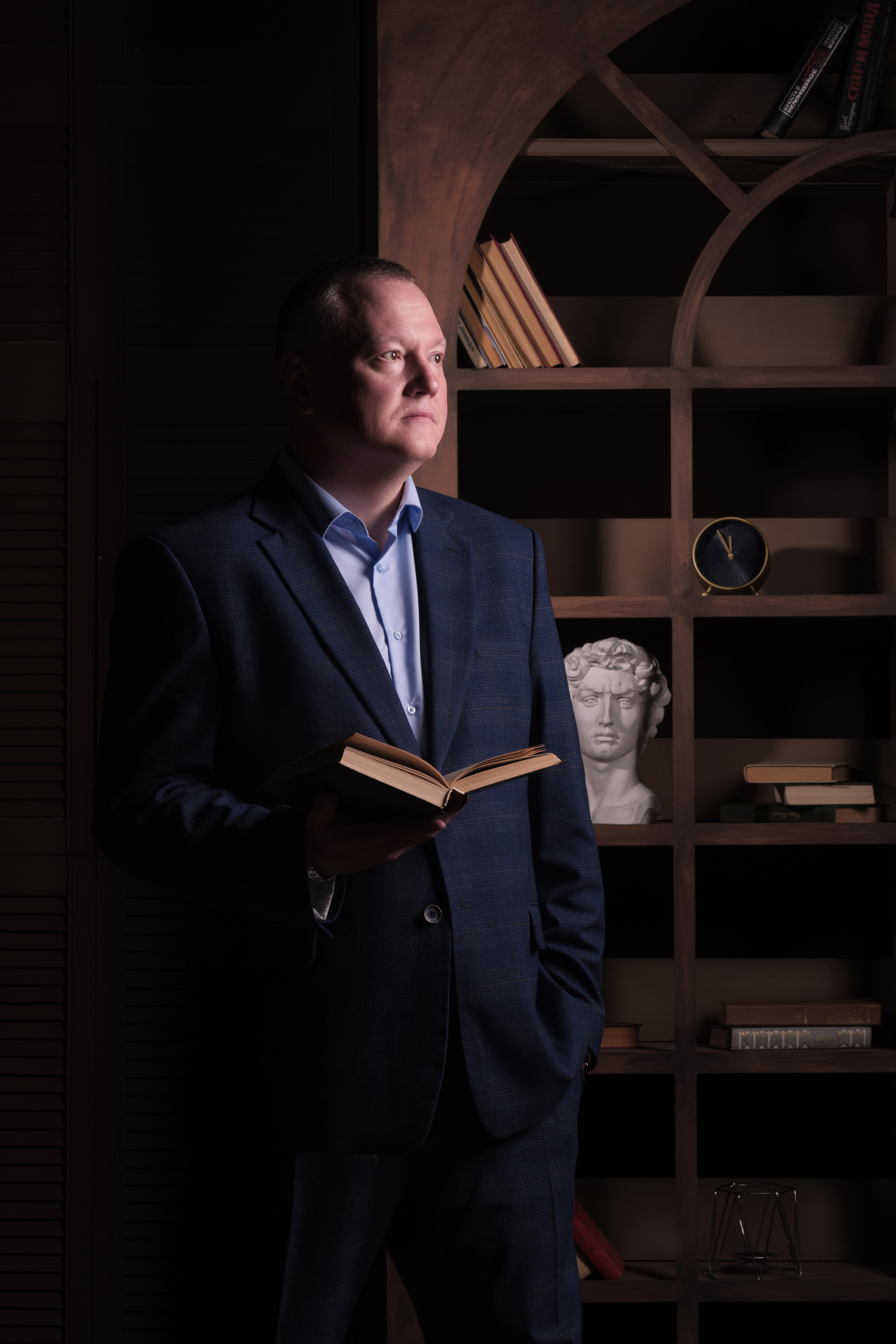 Бизнес портрет. Бизнес, мужской фотограф в Краснодаре | Аксёнов Алексей Владимирович