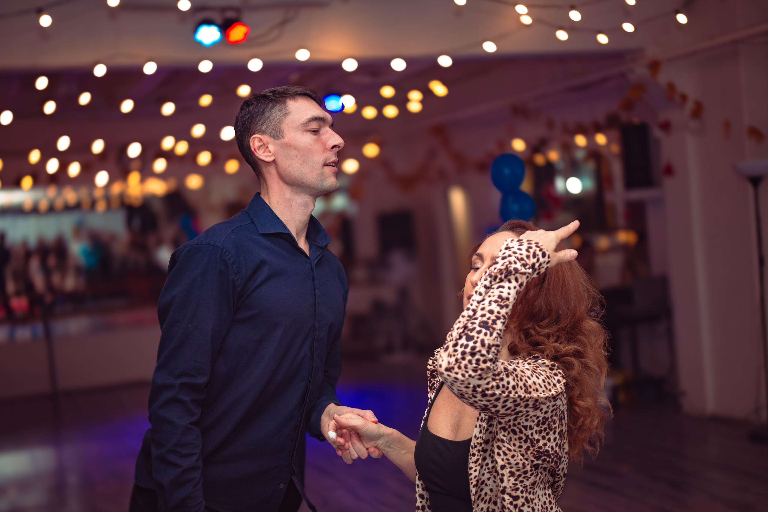 Dance cafe вечеринка