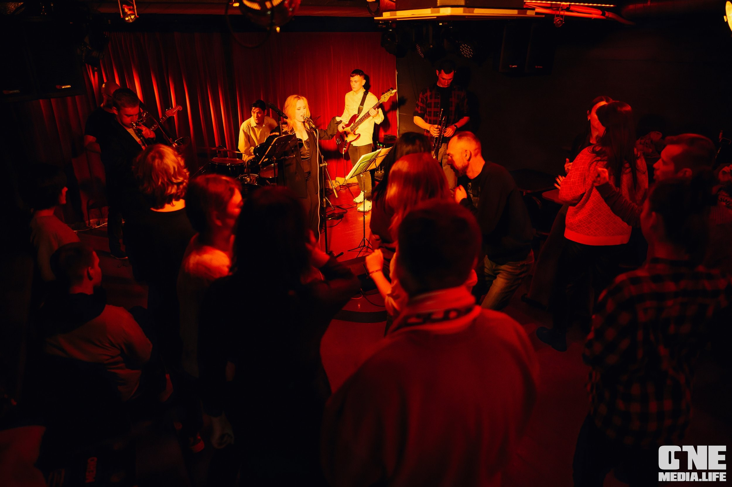 Фоторепортаж из бара Dreadnought. One Media Life: фоторепортажи, фотоотчеты с мероприятий и заведений