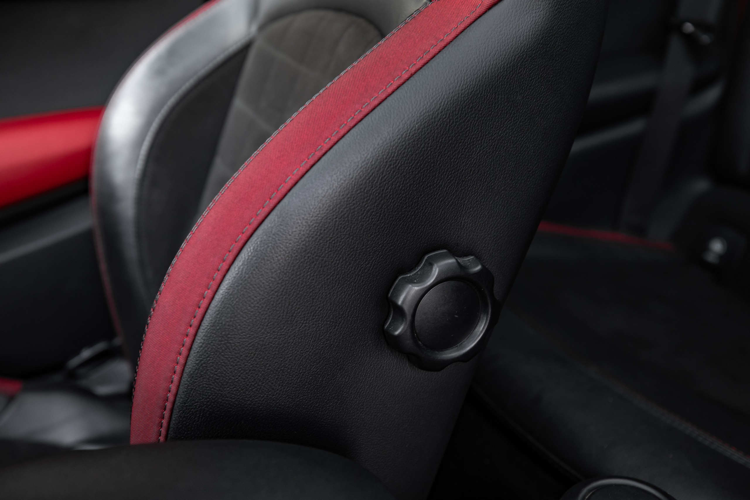 MINI jcw. Автомобильный фотограф в Москве Андрей Емельянов