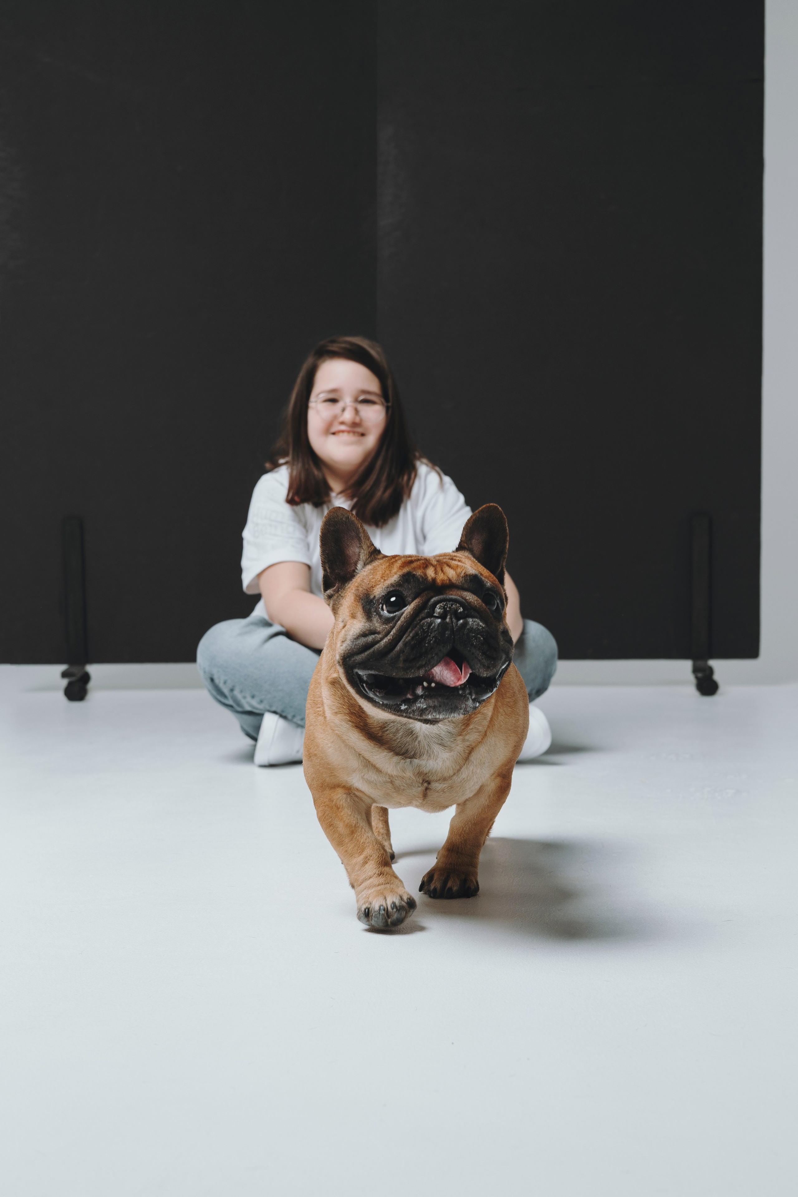 Анна, Юля, грогу и Винс. Фотограф — анималист Владивосток, Алина