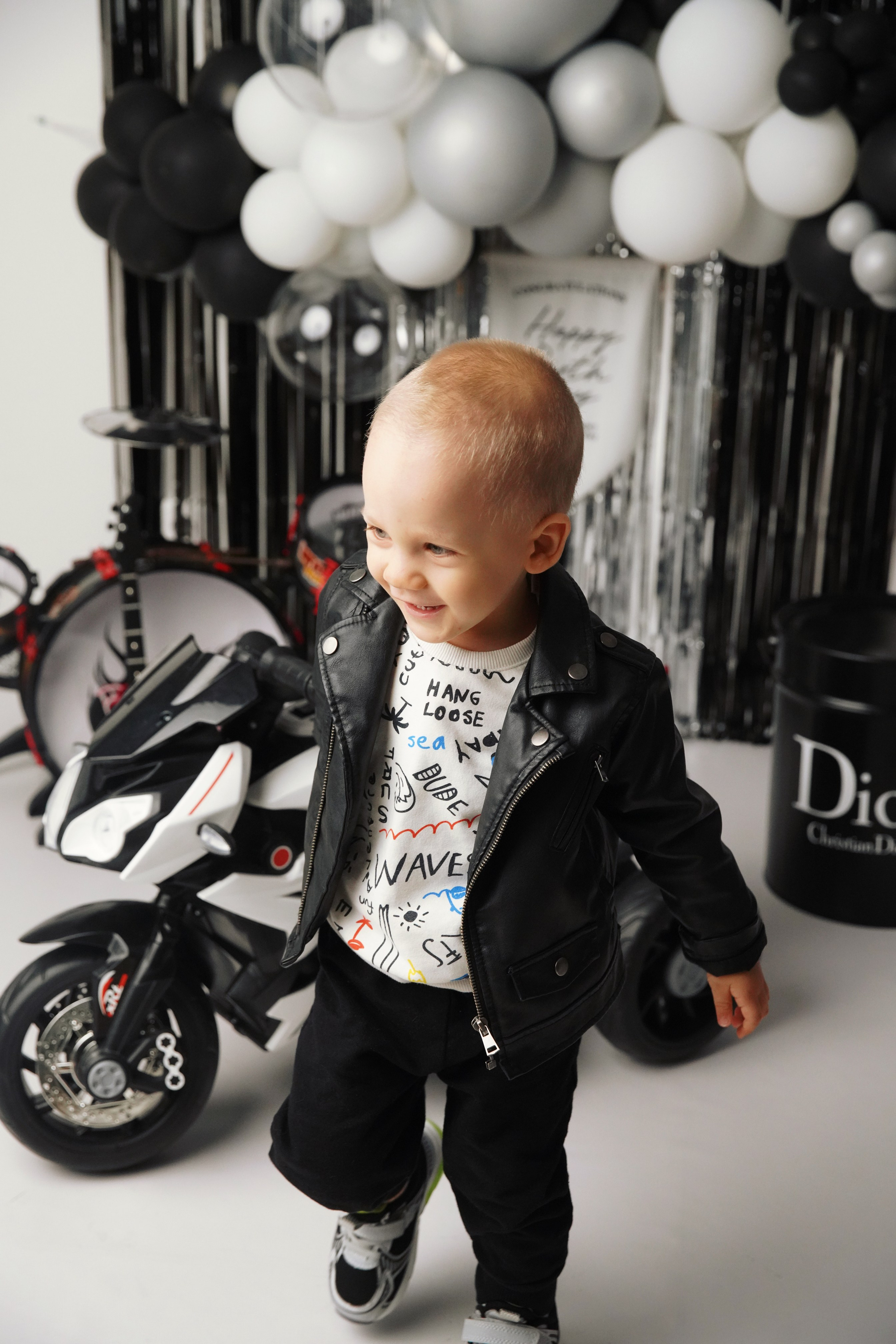 Байкер. Фотограф новорожденных. Семейный и детский фотограф в городе Сургуте