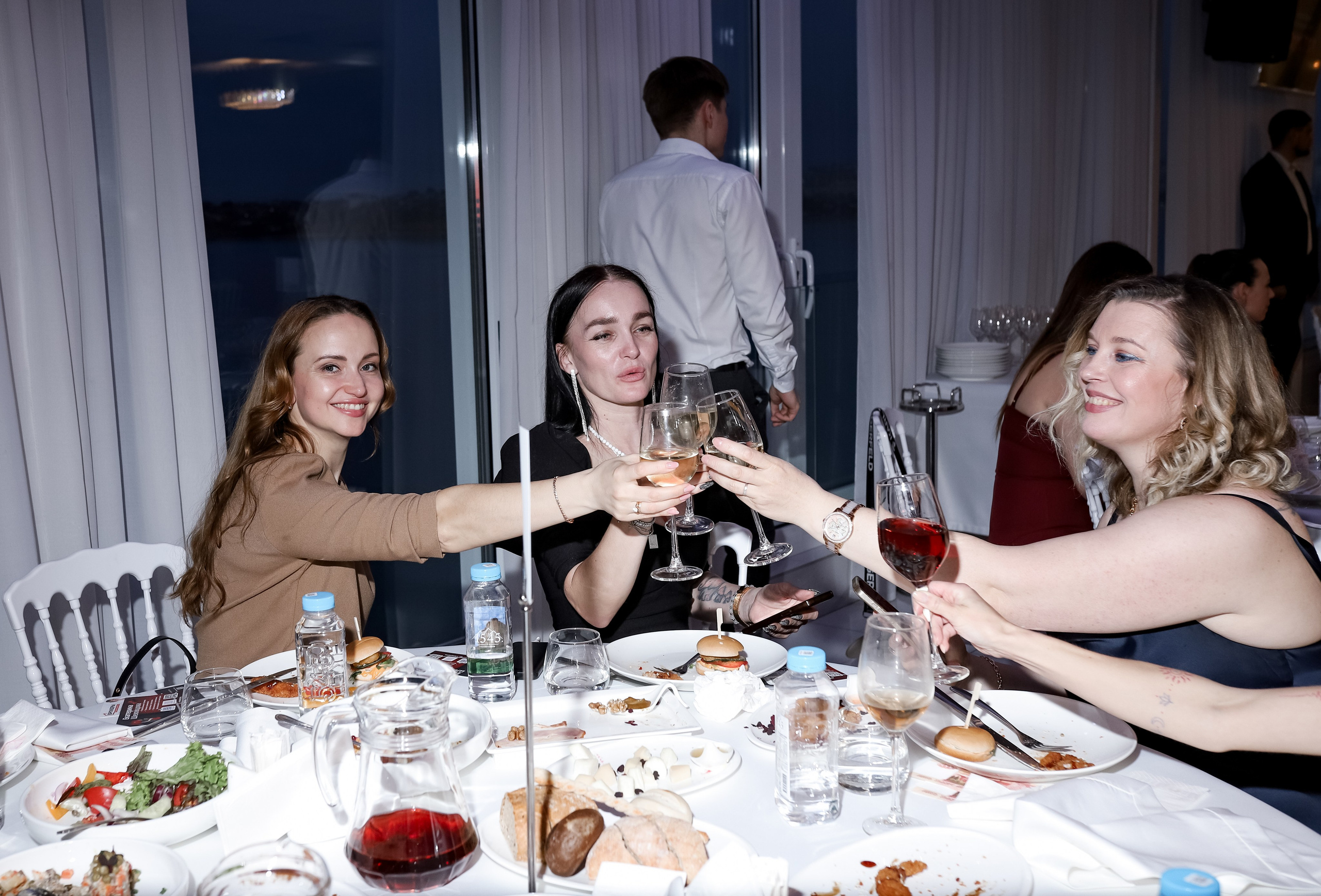 Роскошный вечер Наталии Карамянц