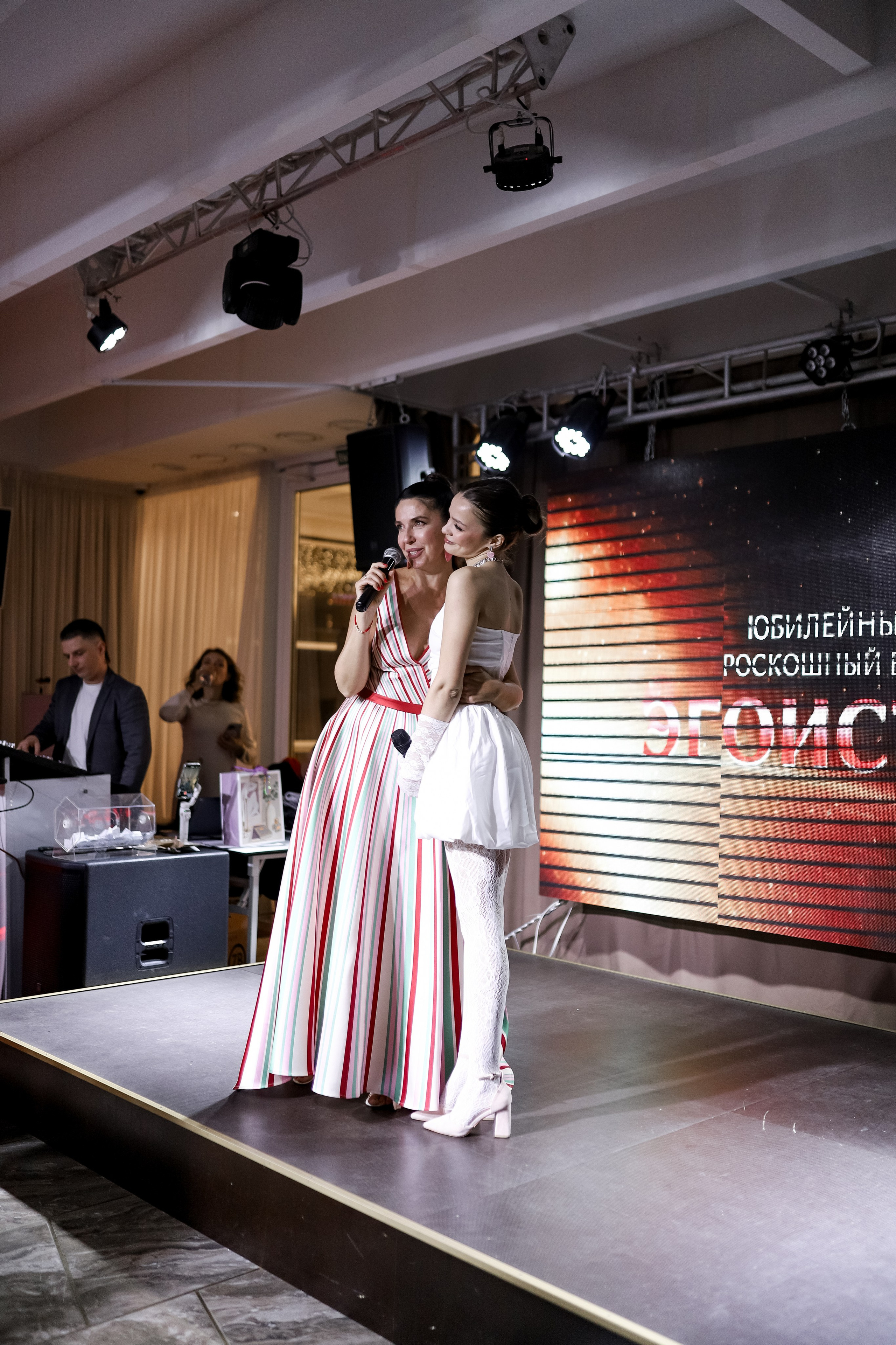 Роскошный вечер Наталии Карамянц