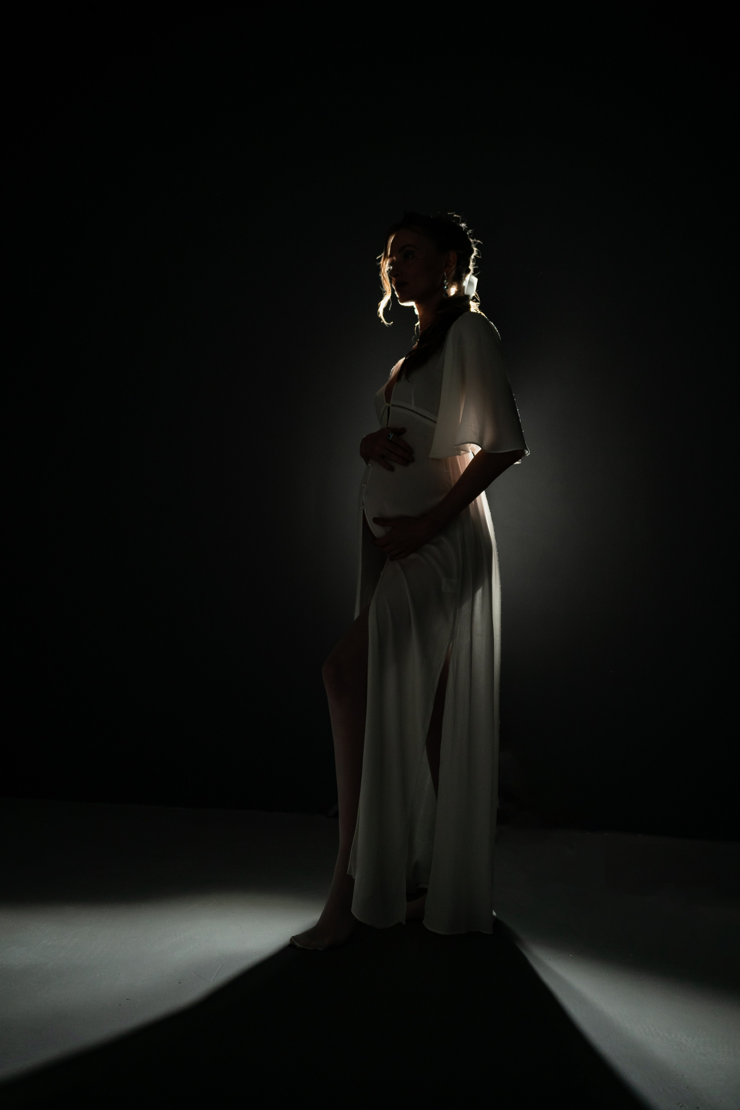 Елена в студии. Семейный фотограф в Омске Александра Яровикова