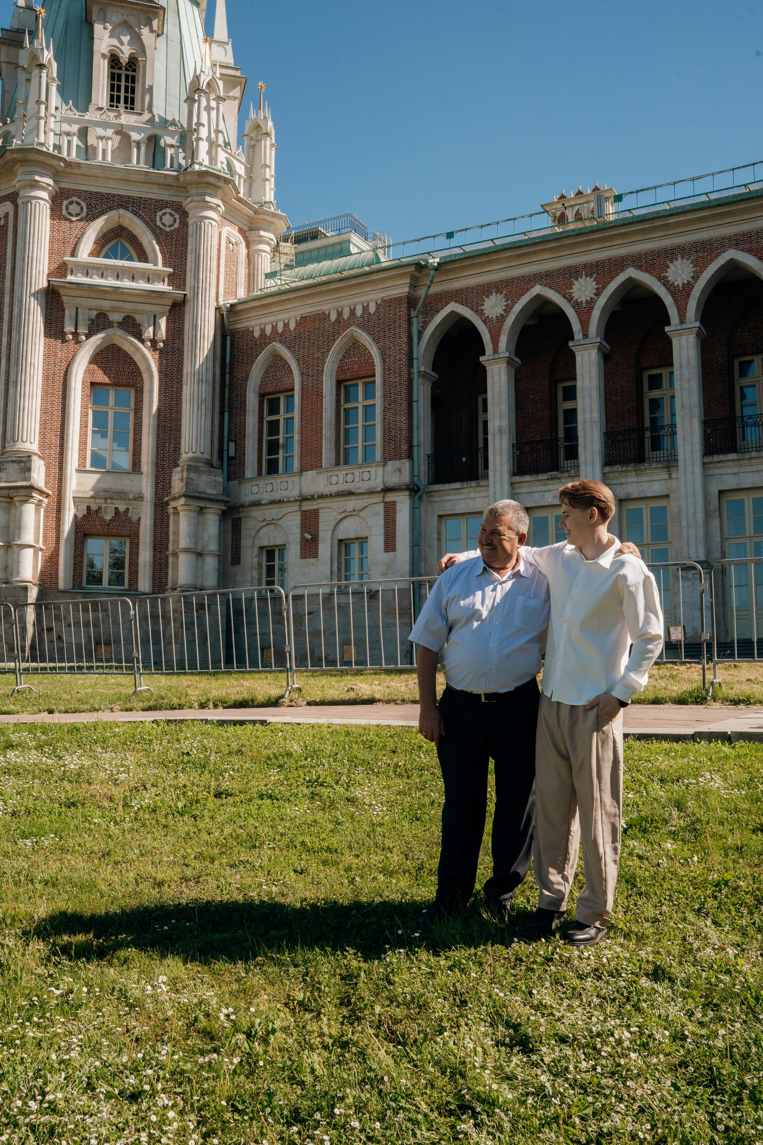 Прогулка в Царицыно. Фотограф/рилсмейкер в Москве и МО. Свадьбы, индивидуальные съемки, лавстори, беременность, мероприятия, бренды