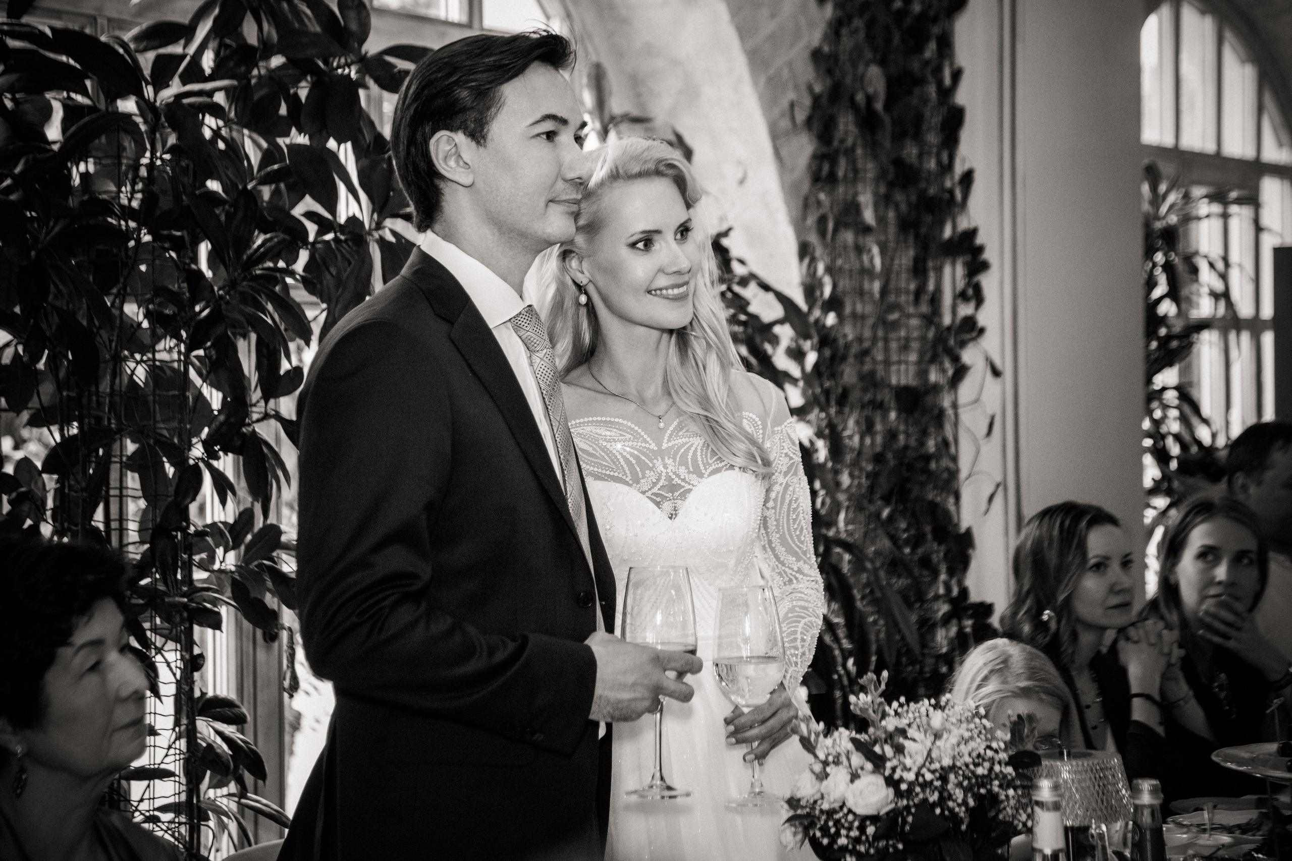 Свадебная фотосессия на ВДНХ. Свадебный и семейный фотограф в Москве и Подмосковье Лариса Козлова