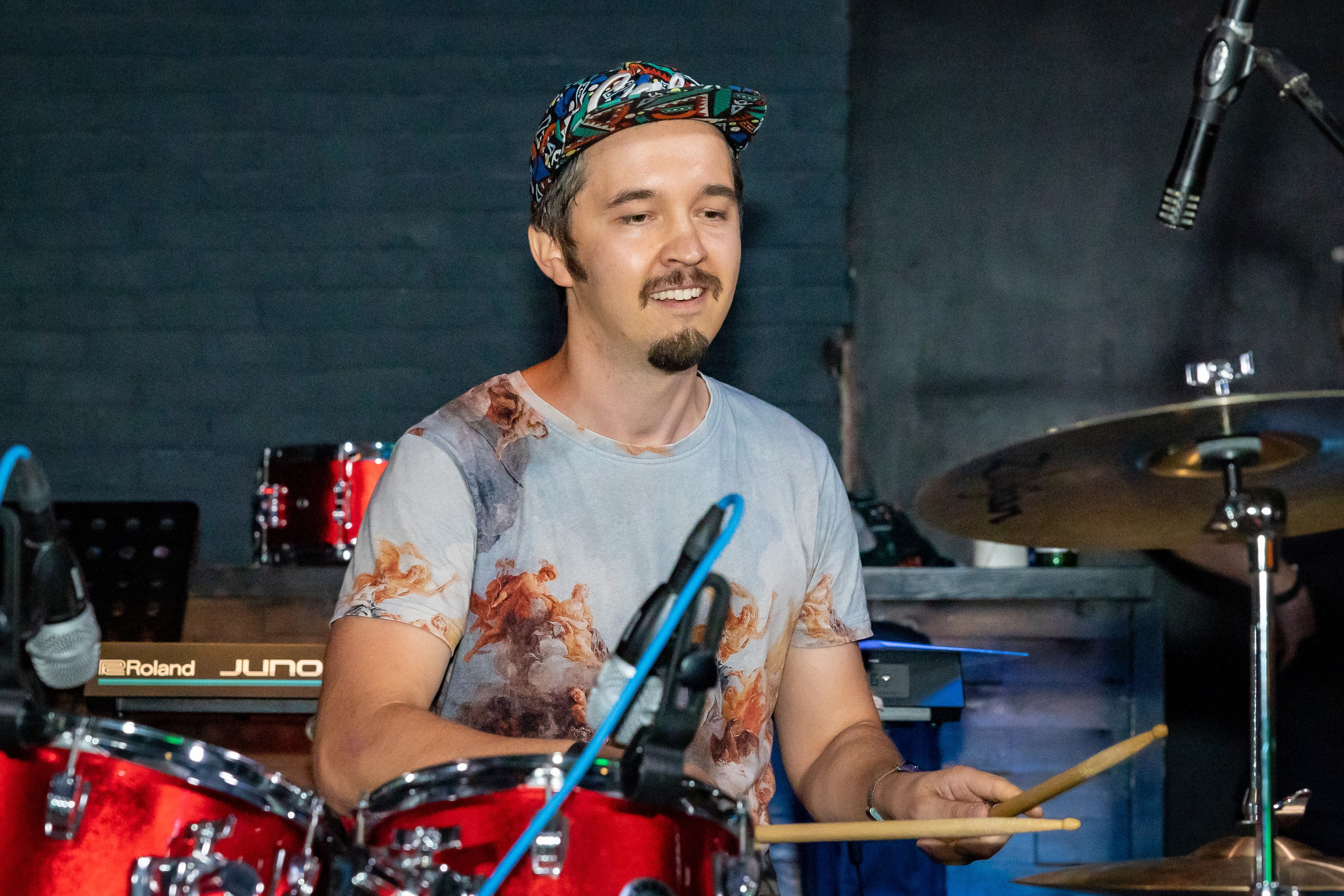 Концерт «Не Школа Барабанов» в Клубе «SOVA». Фотограф Владимир Охрименко