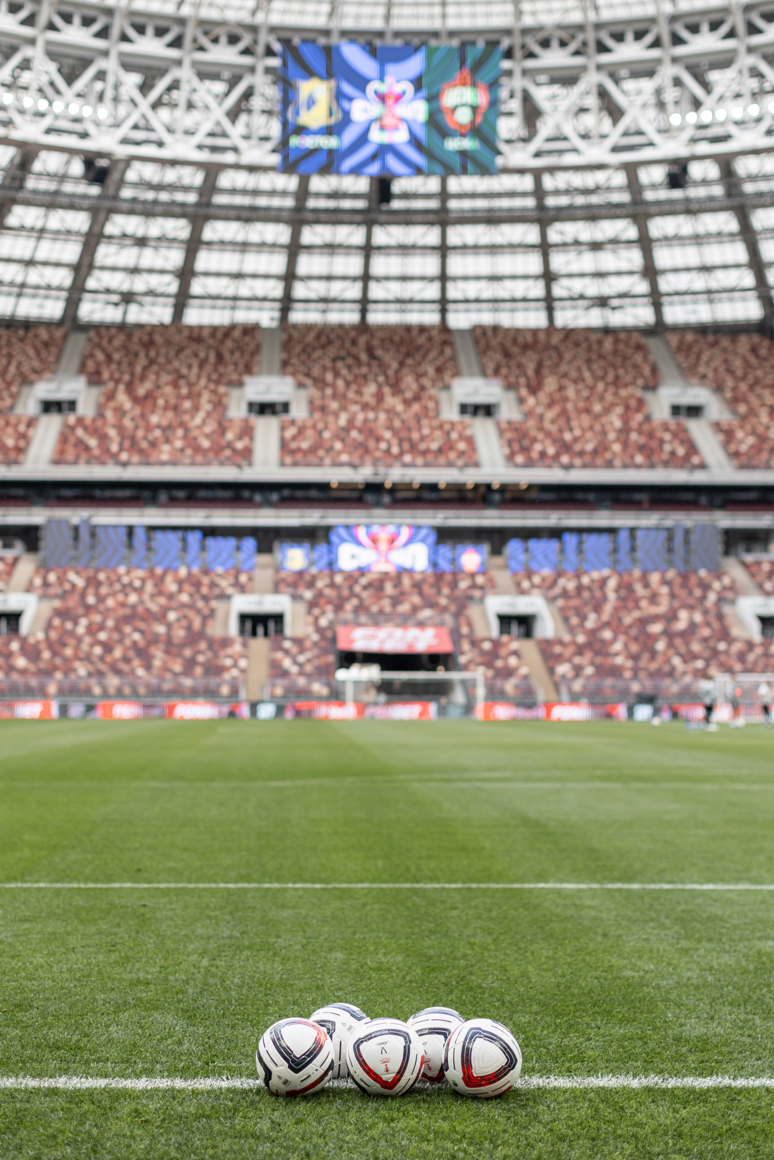 Футбол. Наталья Летунова — репортажный фотограф